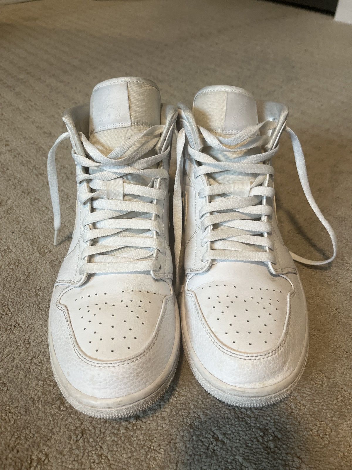 Nike Nike triple white air Jordan’s Size US 10.5 / EU 43-44 - 8 Thumbnail