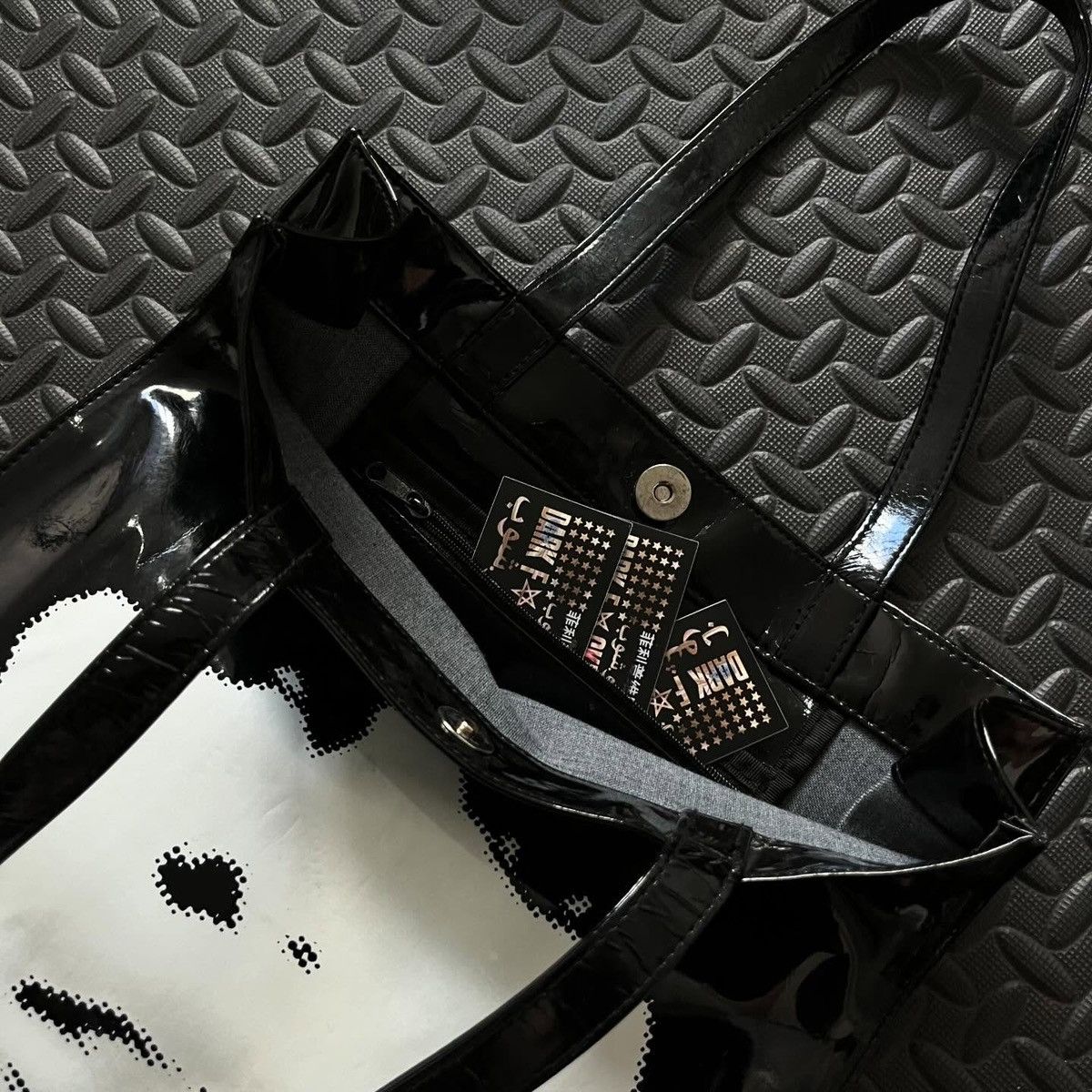 Japanese Brand Y2K GRUNGE VINYL TOTE BAG STREETWEAR Size ONE SIZE - 4 Thumbnail