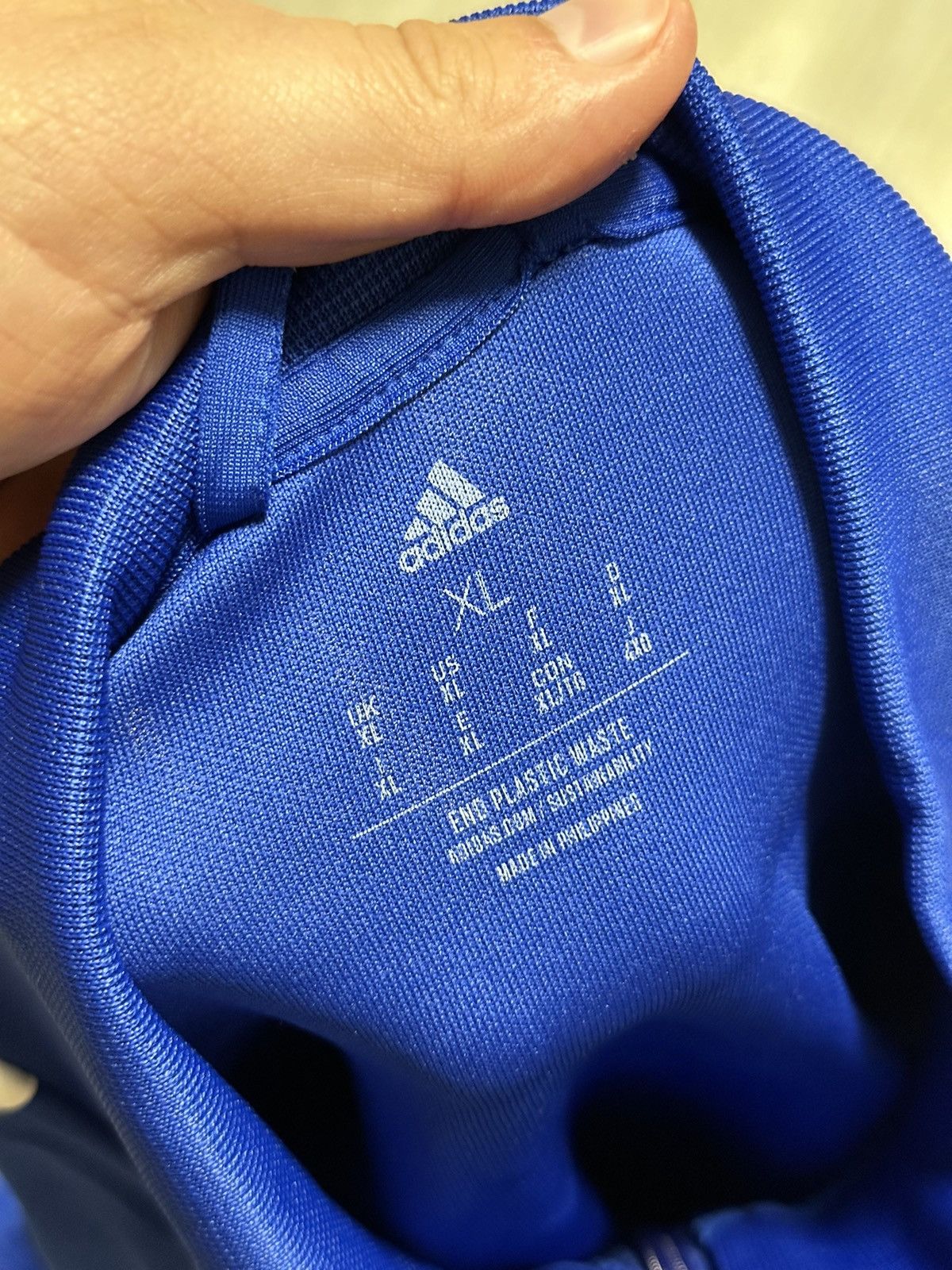 Adidas ADIDAS LEICESTER CITY FC 2022 LONGSLEEVE JACKET Size US XL / EU 56 / 4 - 4 Thumbnail