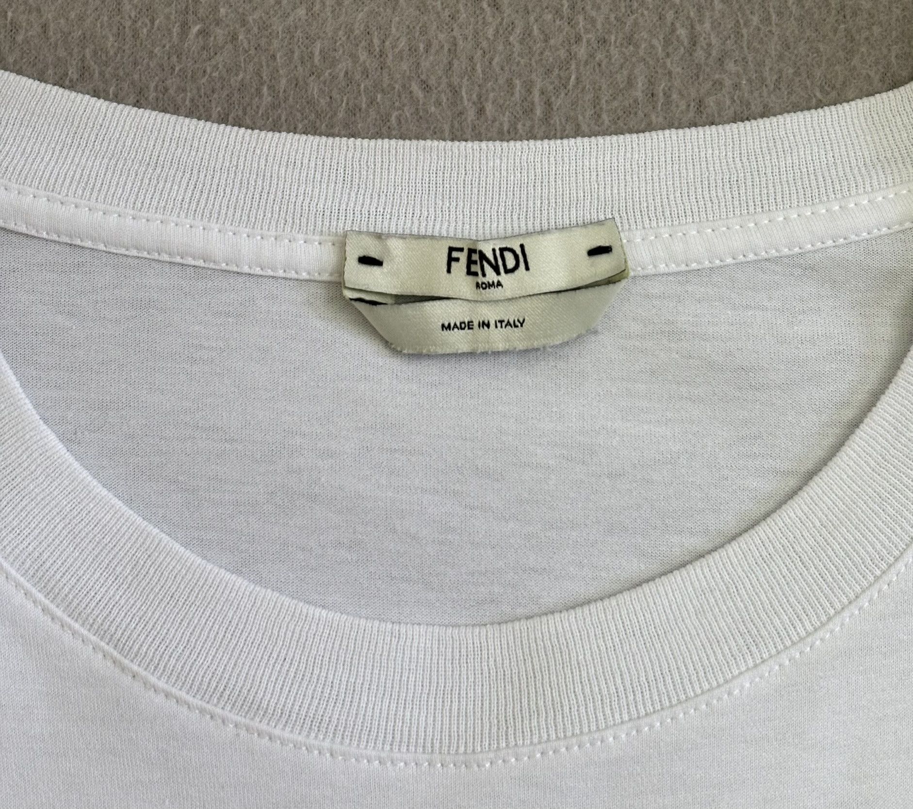 Fendi T-shirt Fendi Monogram Medium Size US M / EU 48-50 / 2 - 18 Thumbnail