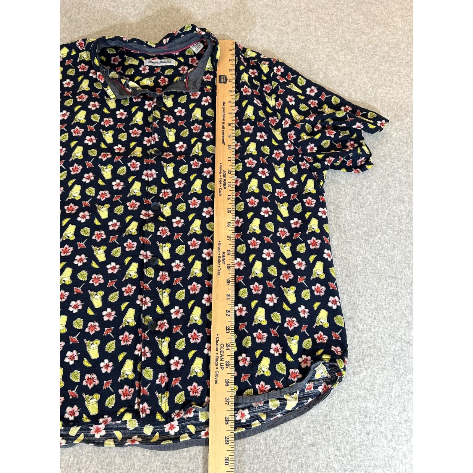 Tommy Bahama VINTAGE Tommy Bahama Shirt Mens XL Blue Hawaiian Cocktail Aloha Print Rayon Camp Button Up Short Sleeve Collared Size US XL / EU 56 / 4 - 5 Thumbnail