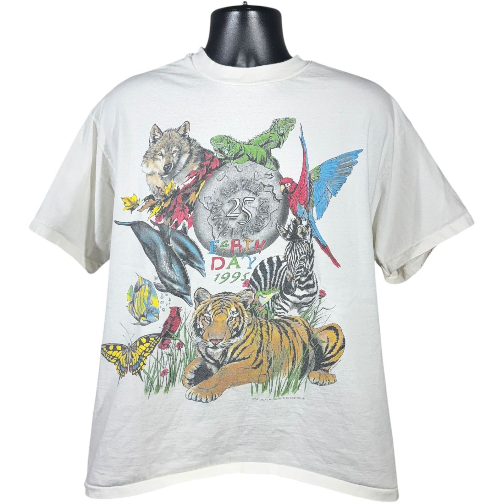 Hanes Vintage Earth Day "Silver Anniversary" Wildlife Tee 1995 Size US XL / EU 56 / 4 - 1 Thumbnail