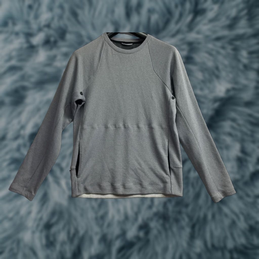 Theory Theory Sweatshirt Mens Size Small Crew Neck Gray Polyester Blend Regular Fit Stretch Long Sleeve, 100% See Pics Size US S / EU 44-46 / 1 - 1 Thumbnail