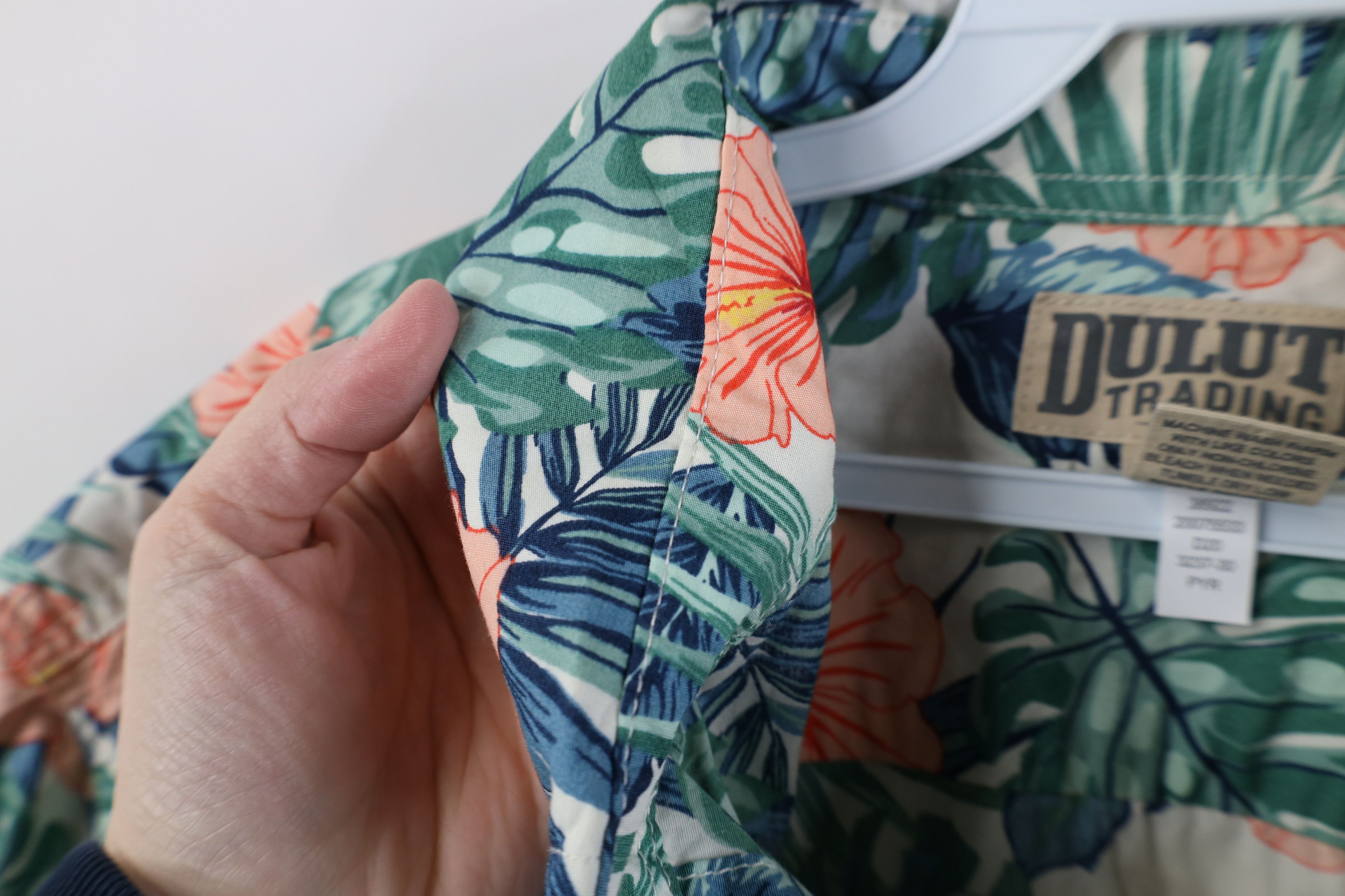 Duluth Trading Company Duluth Trading Co Gusseted Hawaiian Button Shirt Luau Flower Size US XL / EU 56 / 4 - 8 Thumbnail