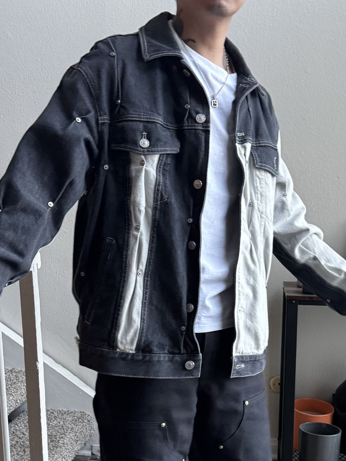 Kusikohc KUSIKOHC gray and white paneled rivet denim jacket Size US L / EU 52-54 / 3 - 3 Thumbnail