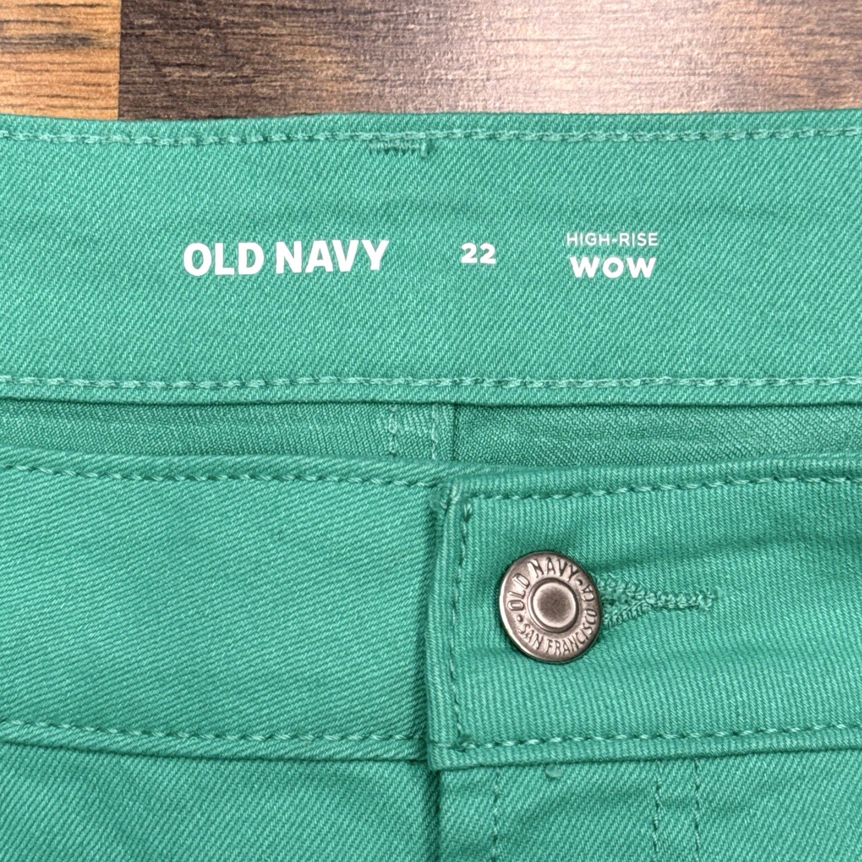 Old Navy Old Navy High Rise Wow Shorts Womens 22 Teal World Denim Stretch 3 Inch New Size 40" / US 18 - 4 Thumbnail