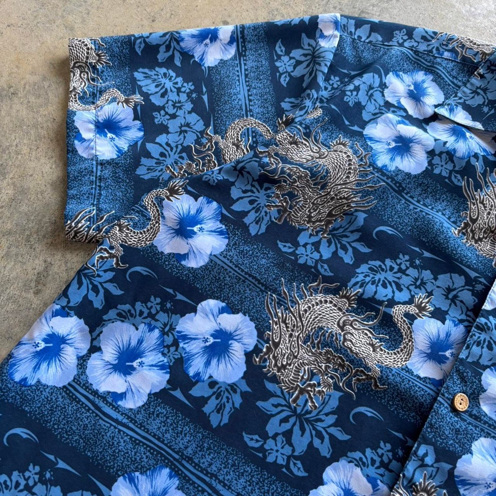 Affliction × JNCO × Vintage Vintage Y2K Dragon Mallcore Hawaiian Style Button Up Shirt Size US L / EU 52-54 / 3 - 2 Thumbnail