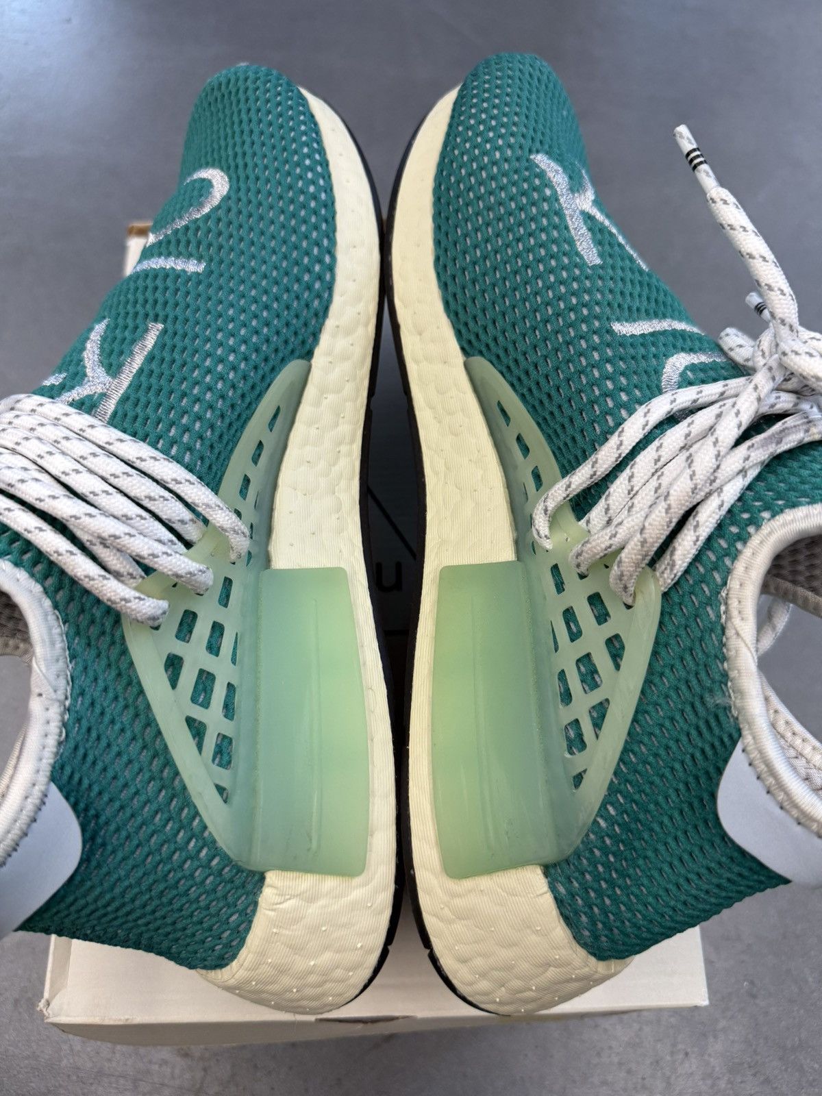 Adidas × Pharrell 2020 Adidas NMD Hu Pharrell Dash Green Size US 8.5 / EU 41-42 - 3 Thumbnail