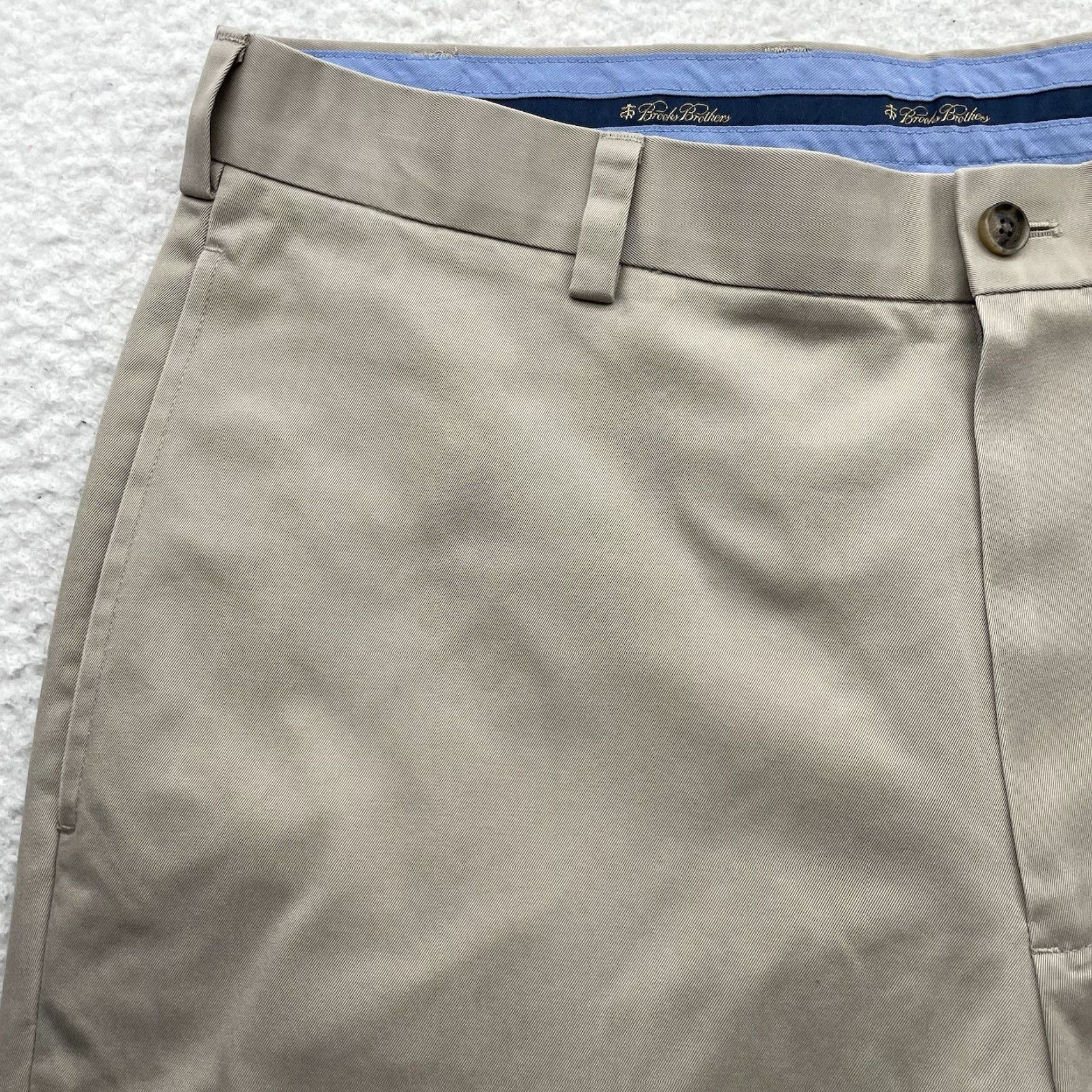 Brooks Brothers Brooks Brothers Chino Pants Mens 36x31 Hudson Light Weight Creased / Beige / Twill / Regular Fit / Flat Front / Button ZIP / Pants / Men Size US 36 / EU 52 - 3 Thumbnail