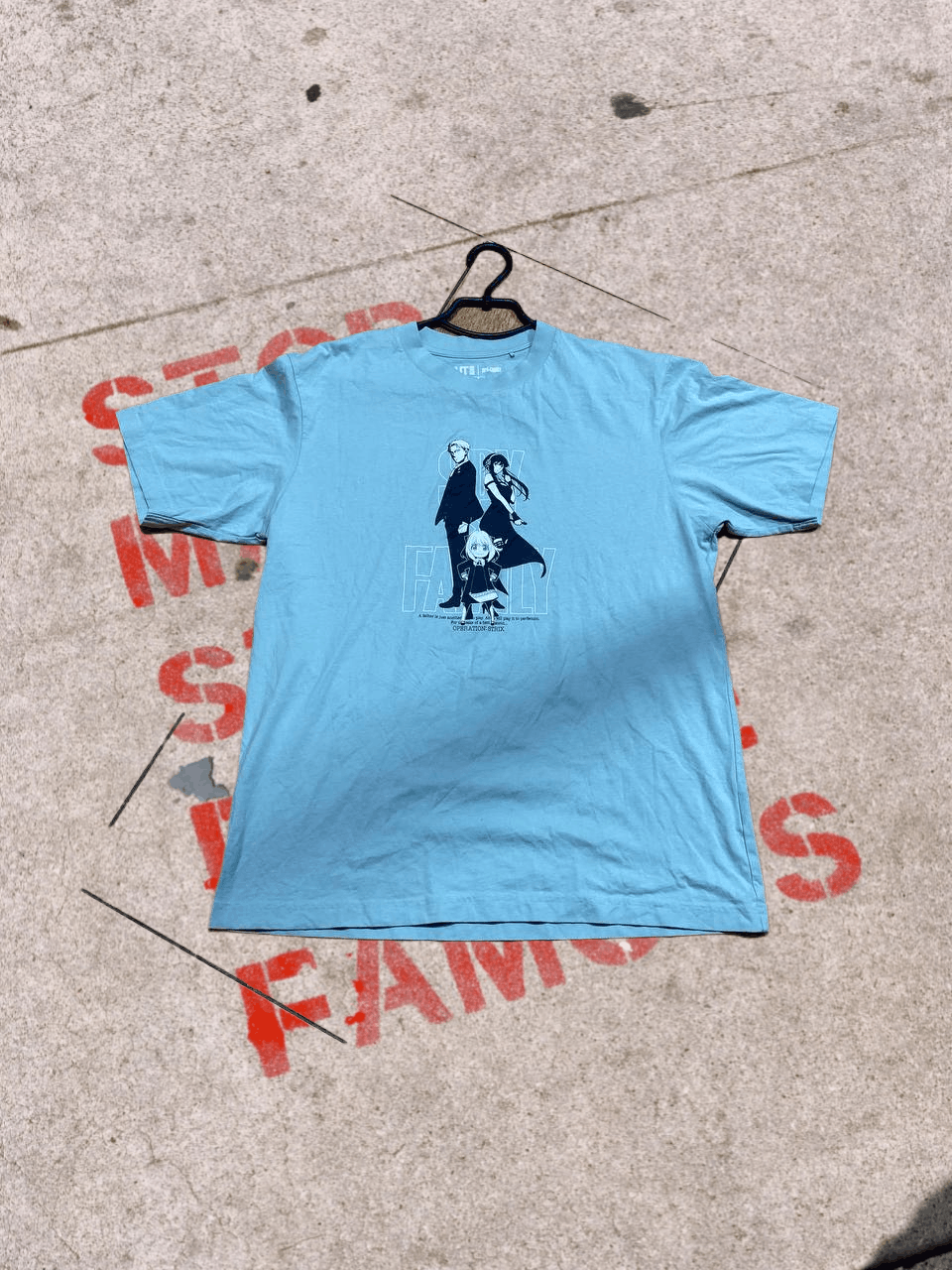 Uniqlo SPY FAMILY LOGO Uniqlo Light T-Shirt STREETWEAR Size US M / EU 48-50 / 2 - 1 Thumbnail