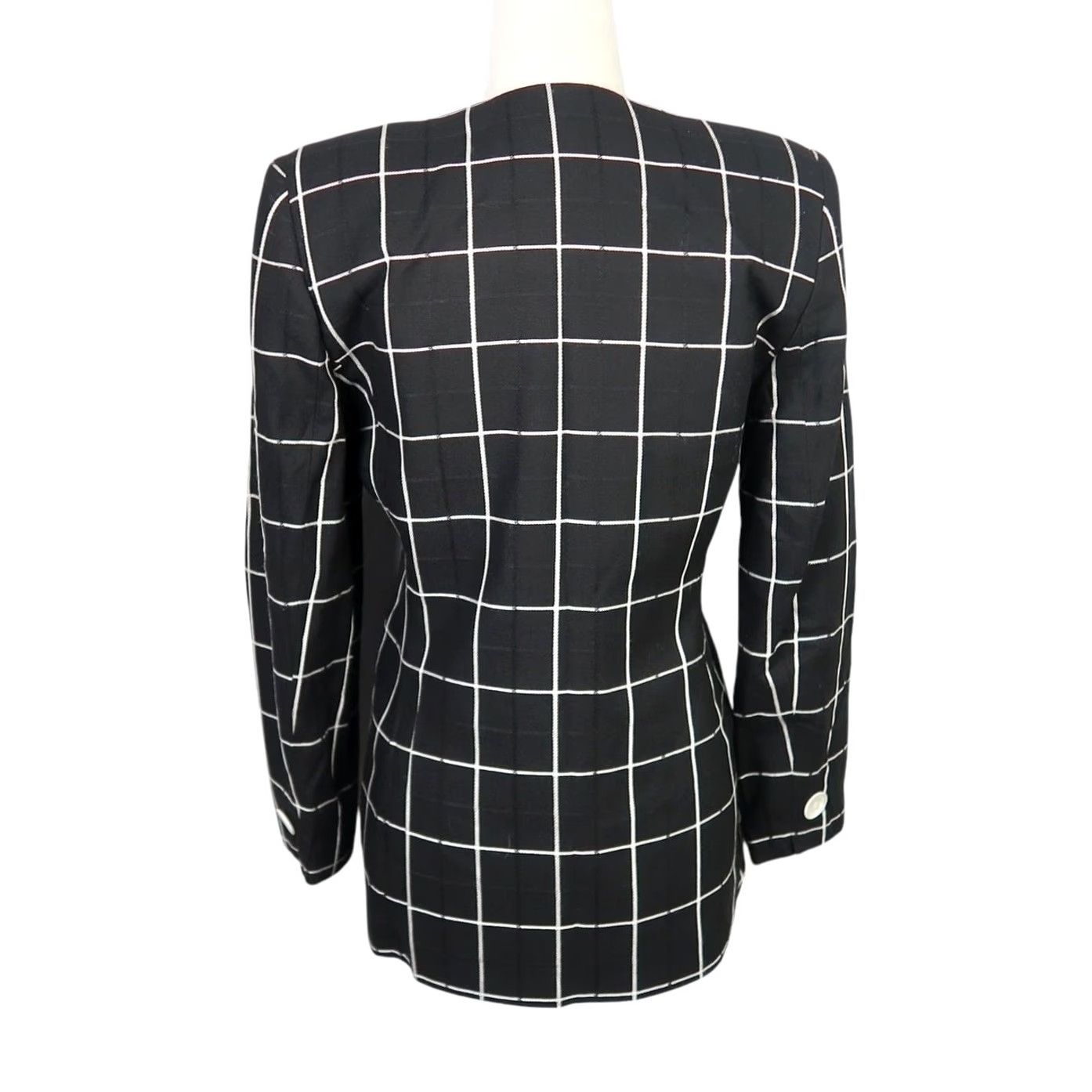 Vintage VINTAGE 90s Casual Corner plaid blazer jacket Women 6P Black White Windowpane grid Button Long Sleeve Short Length Kid? No, Women Size M / US 6-8 / IT 42-44 - 4 Thumbnail