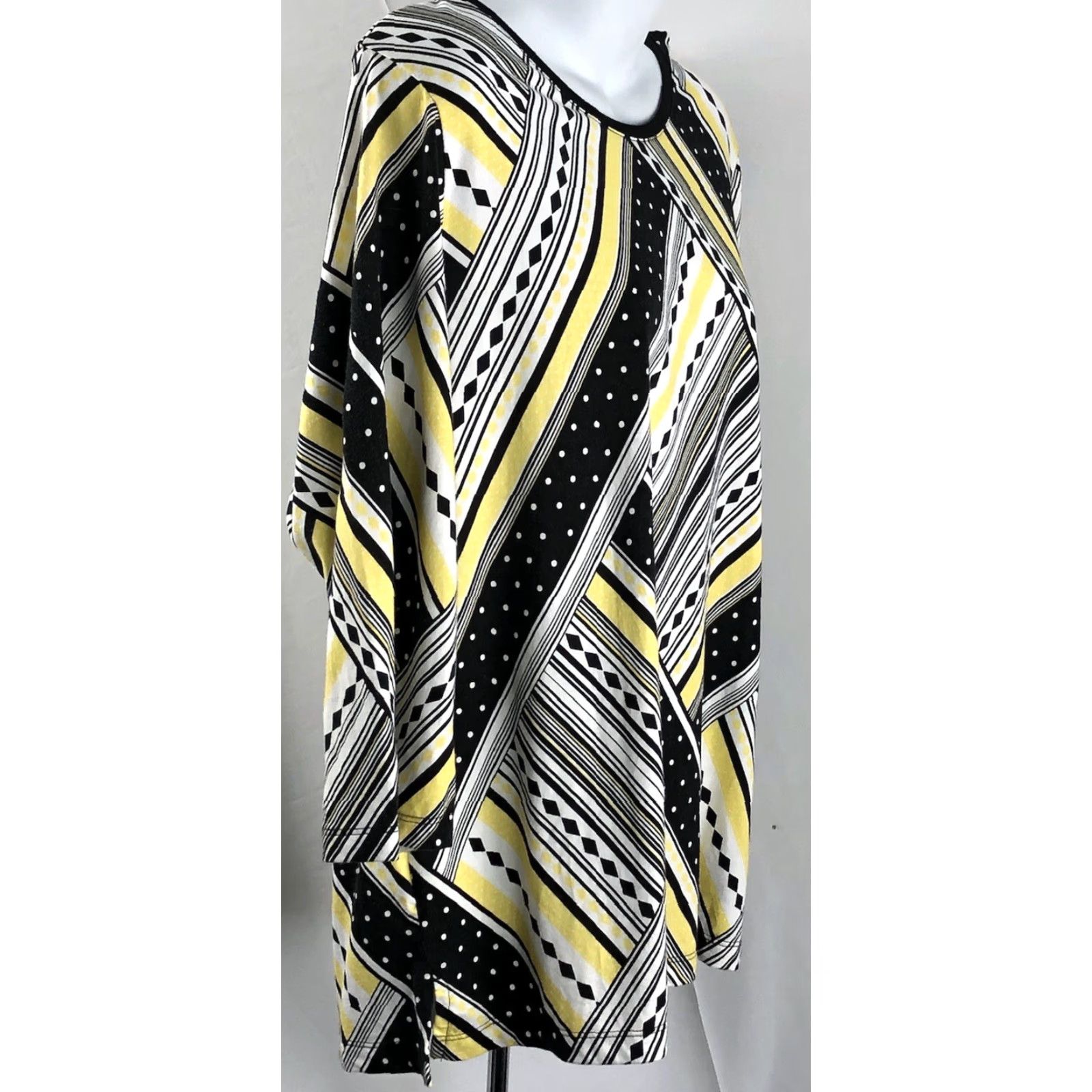 Vintage VINTAGE CJ Banks Jersey Top Plus X Yellow Black Print Geometric 3/4 Sleeve Scoop Neck Blouse Women Size XL / US 12-14 / IT 48-50 - 2 Thumbnail