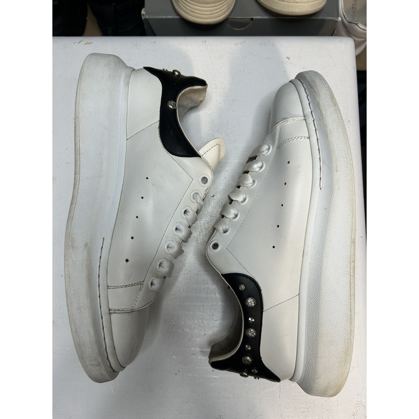 Alexander McQueen Alexander McQueen Oversized Sneakers White Size 9.5 US Men's Size US 9.5 / EU 42-43 - 3 Thumbnail
