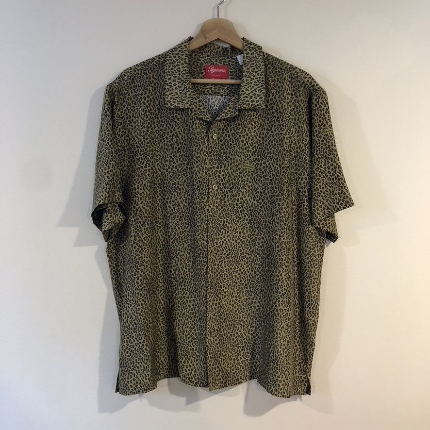 Supreme S/S 2022 Silk Leopard Shirt 'Tan' Size US XL / EU 56 / 4 - 1 Thumbnail