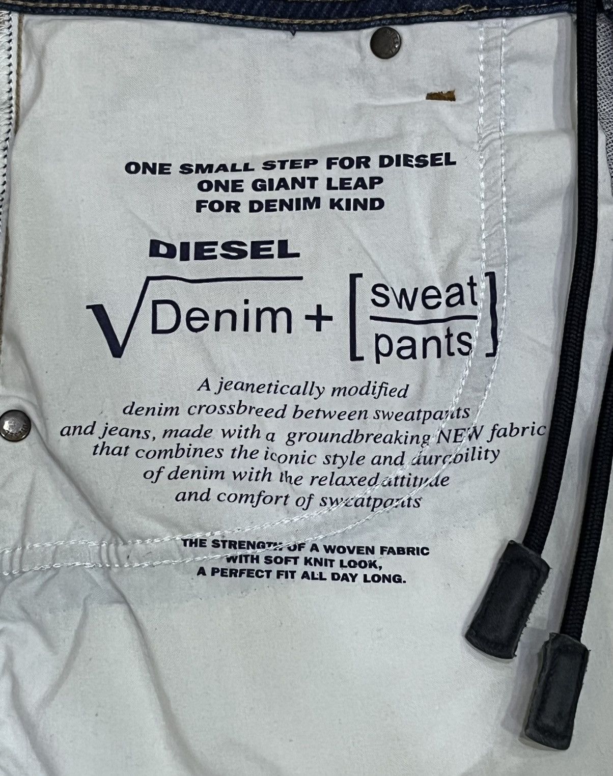 Diesel DIESEL ITALY Grunge Ripped Drawstring Waist Denim Sweatpants Size US 31 - 10 Thumbnail