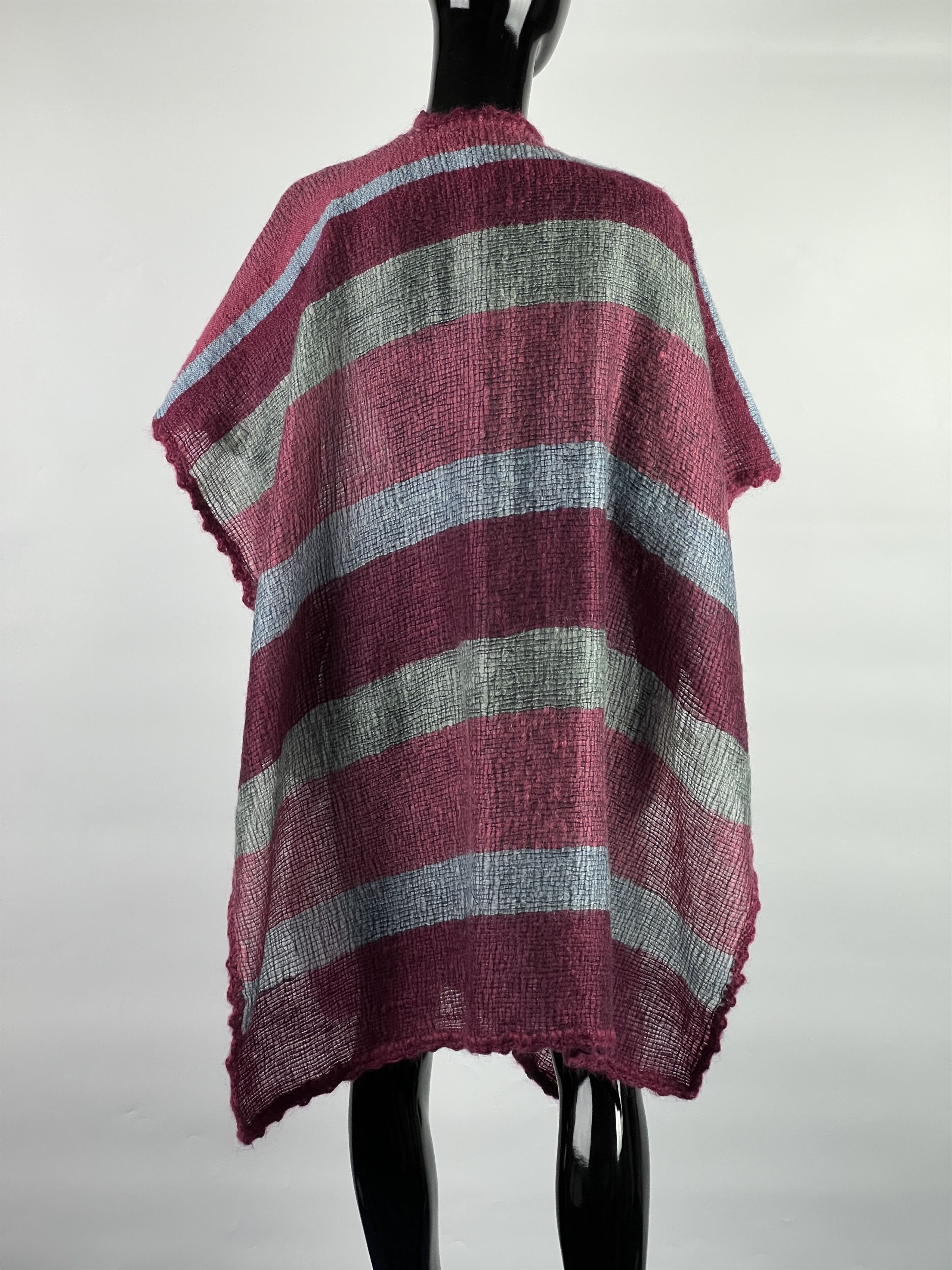 Designer × Vintage VTG Rose Roques Pure Mohair Cape HandCrafted in Swaziland Size ONE SIZE - 3 Thumbnail