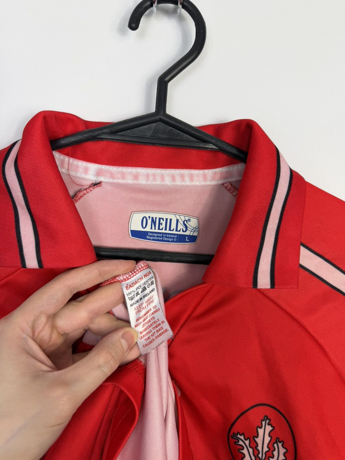 O'Neills Jersey O'neills Derry GAA 2004/2006 Dhoire Vintage Size US L / EU 52-54 / 3 - 4 Thumbnail