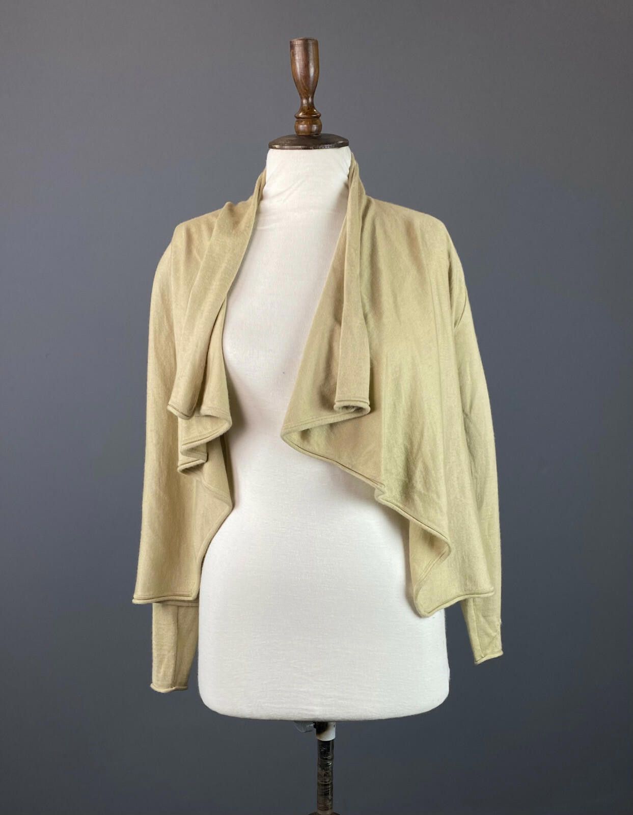Ralph Lauren Black Label Ladies Ralph Lauren Black Label Beige Cape Size M Size M / US 6-8 / IT 42-44 - 1 Thumbnail