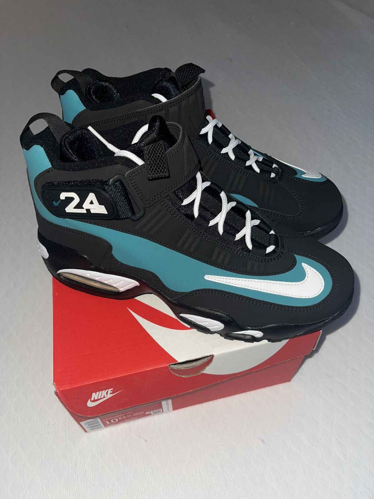 DS AIR GRIFFY MAX 1 FRESHWATERS 10.5 W/OG BOX