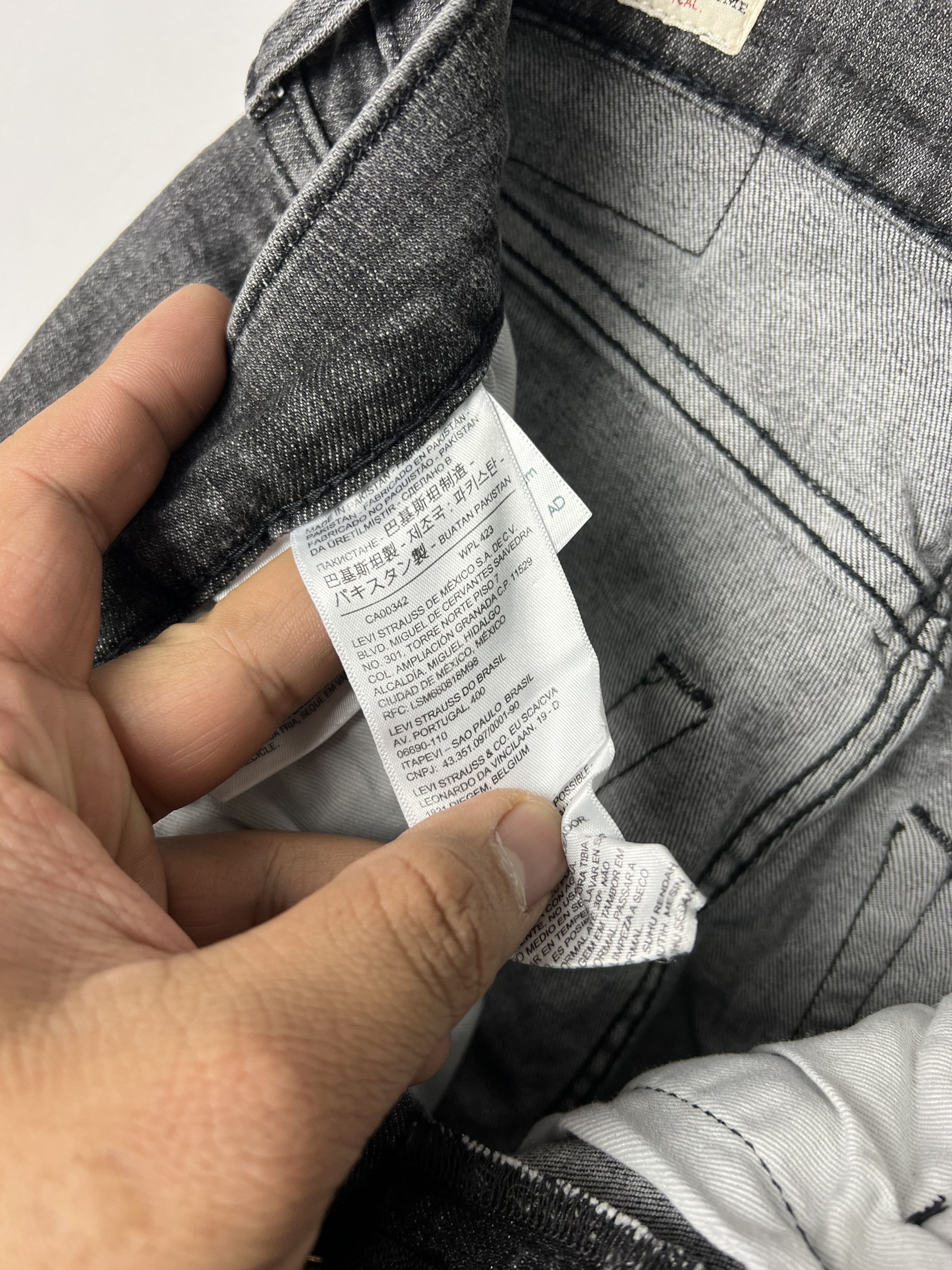 Levi's Levi’s 512 - Premium E Denim Size US 31 - 12 Thumbnail