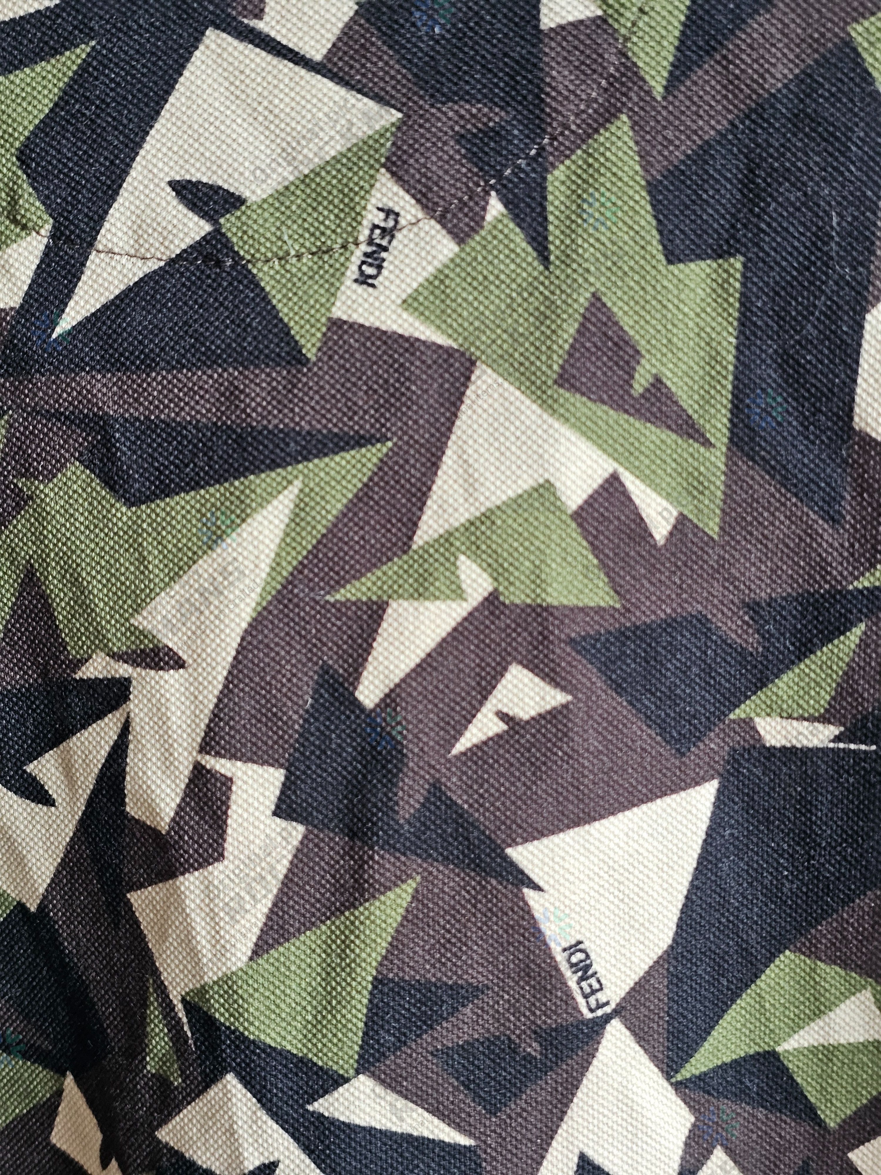 Fendi Fendi Unisex Geometric Camouflage Polo Shirts Size S Size US S / EU 44-46 / 1 - 4 Thumbnail