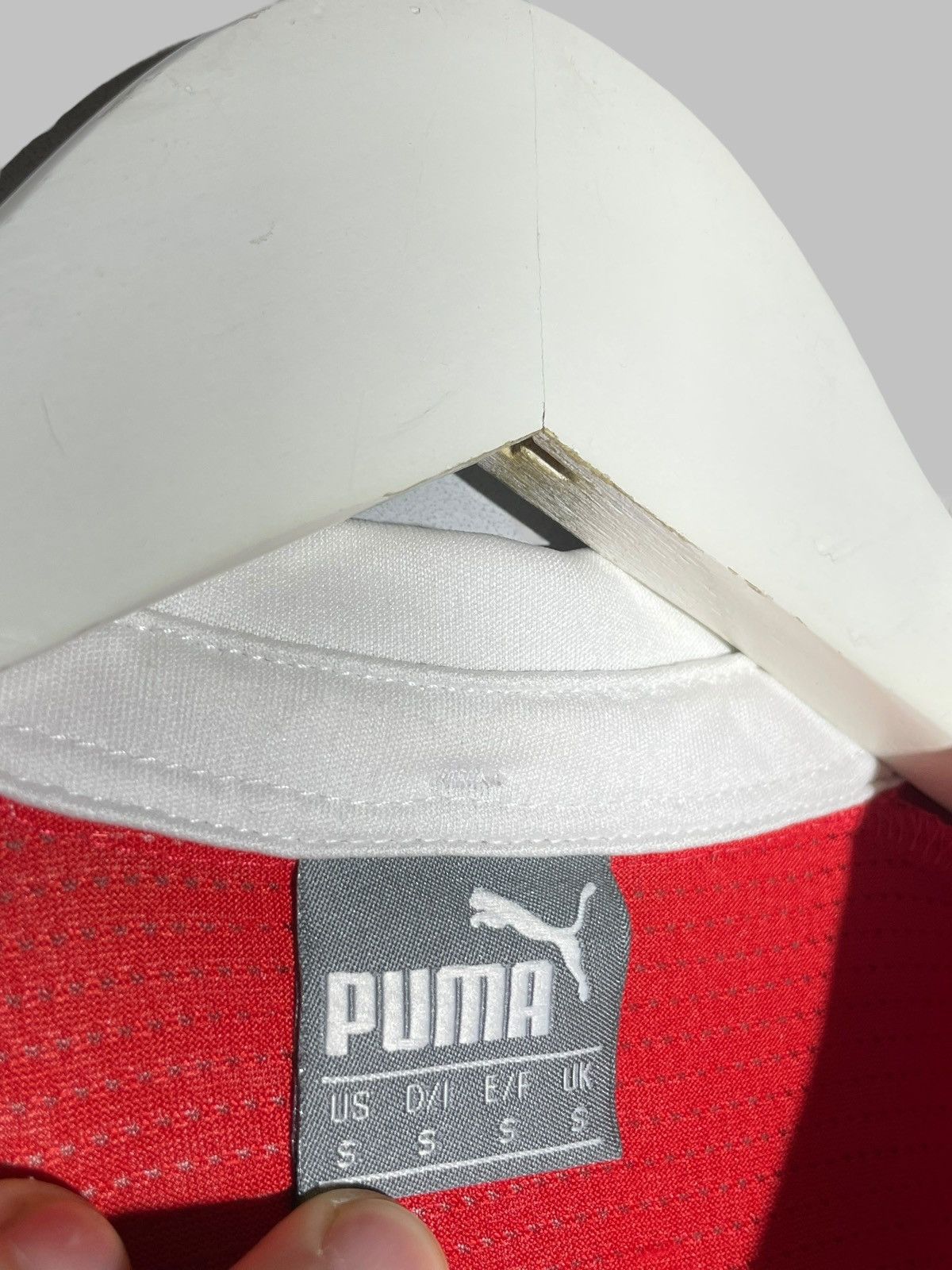 Puma Independiente Puma 2015/16 Home Football Shirt Soccer Jersey Size US S / EU 44-46 / 1 - 13 Thumbnail