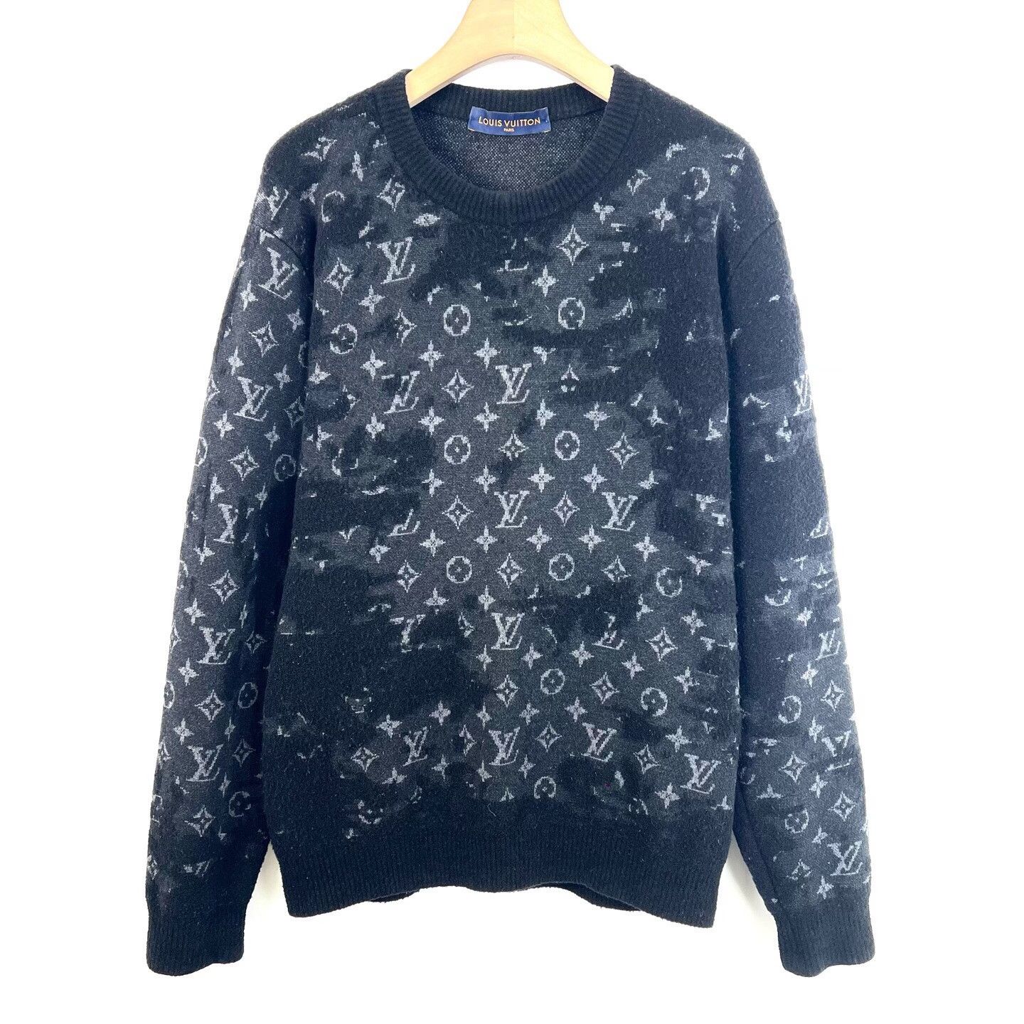 Louis Vuitton Louis Vuitton Black All-Over Print Wool Sweater Size US XL / EU 56 / 4 - 1 Thumbnail