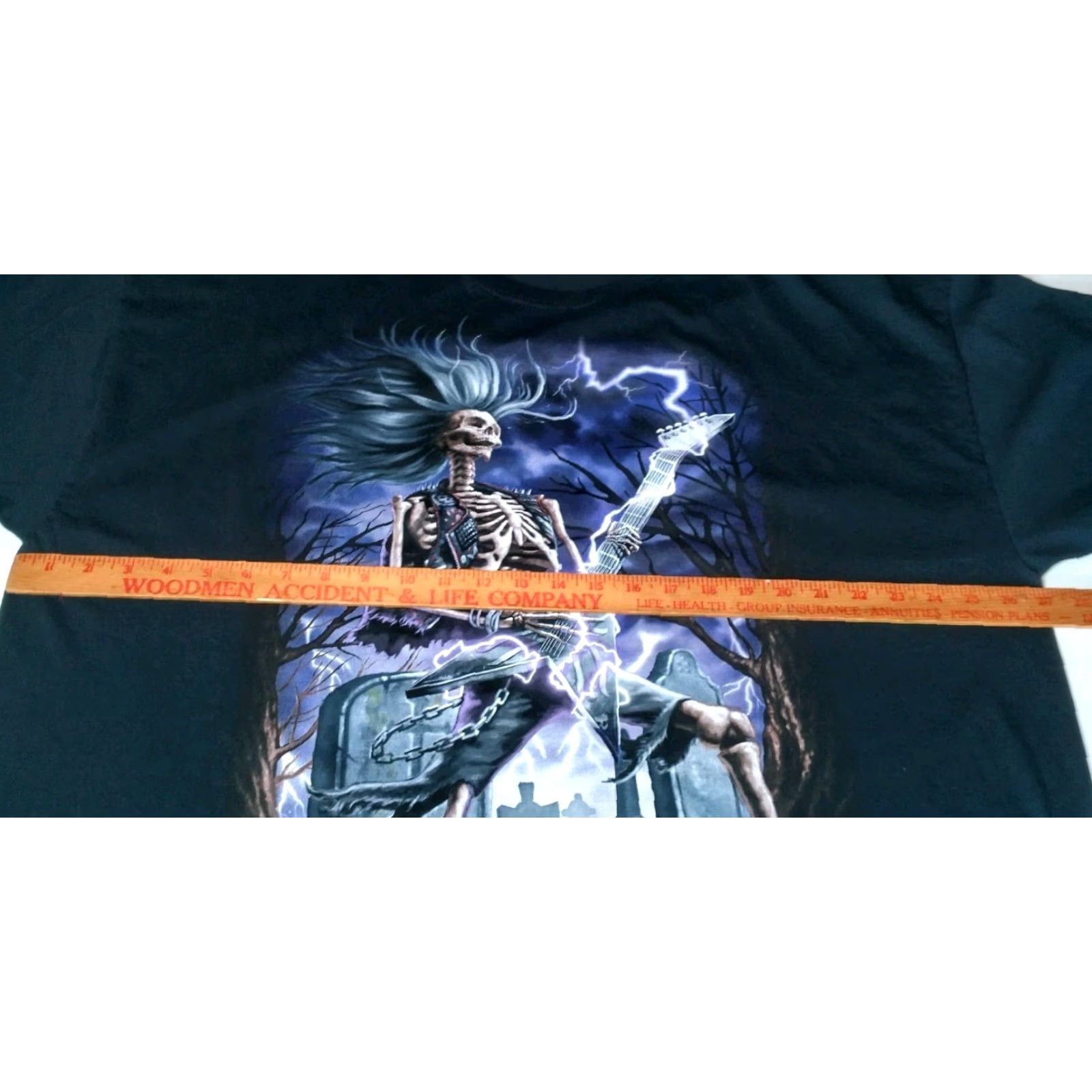 Fruit Of The Loom Skeleton Electric Guitar Shirt 3XL Men Graveyard Heavy Metal Halloween Lightning Size US XXL / EU 58 / 5 - 4 Thumbnail