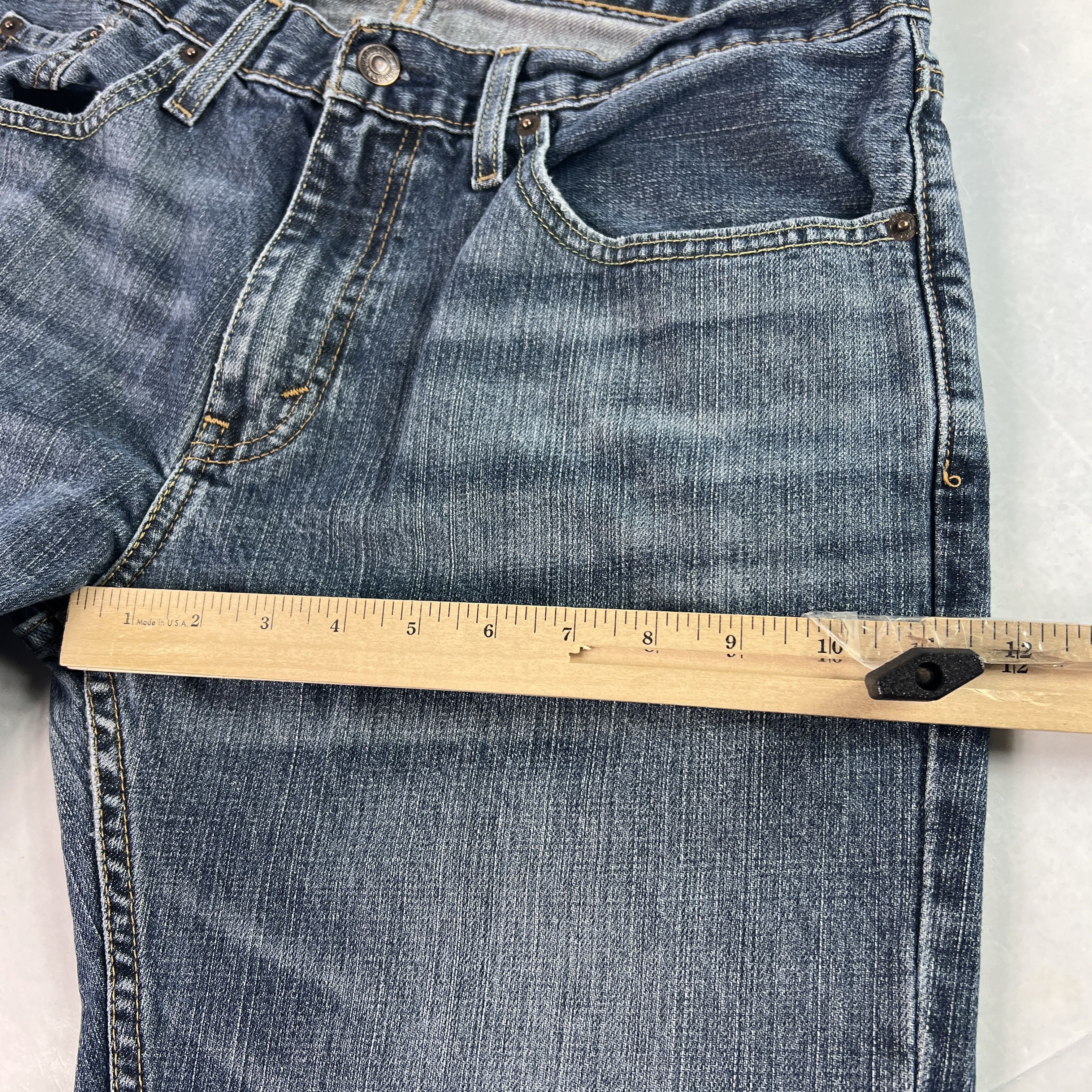 Levi's Levi's Jeans 559 Relaxed Fit Straight Leg Blue Faded Denim Size US 34 / EU 50 - 18 Thumbnail