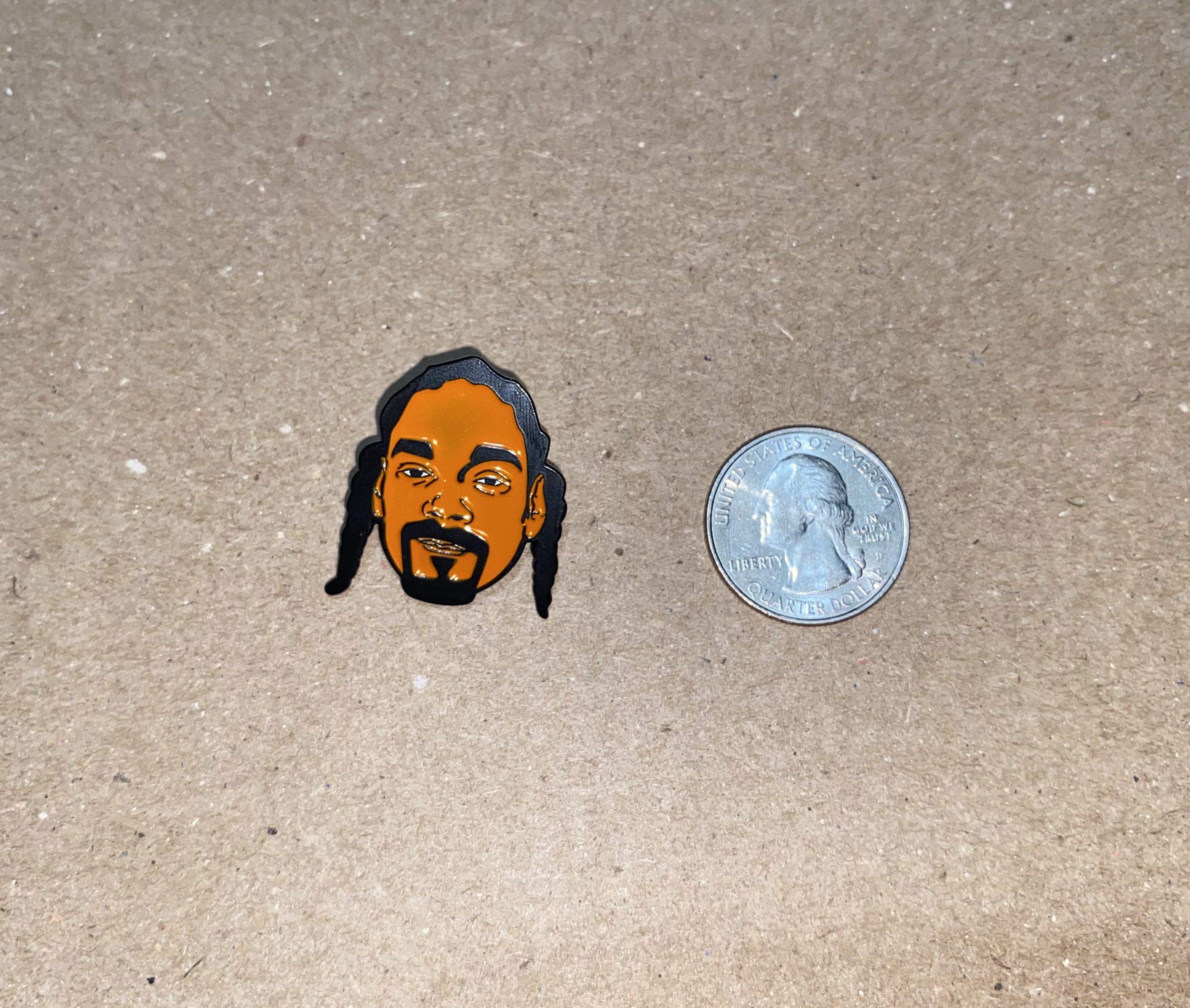 Snoop Dogg Snoop Dogg Enamel Lapel Pin Hat Jacket clothing kool Rodney! Size ONE SIZE - 3 Thumbnail