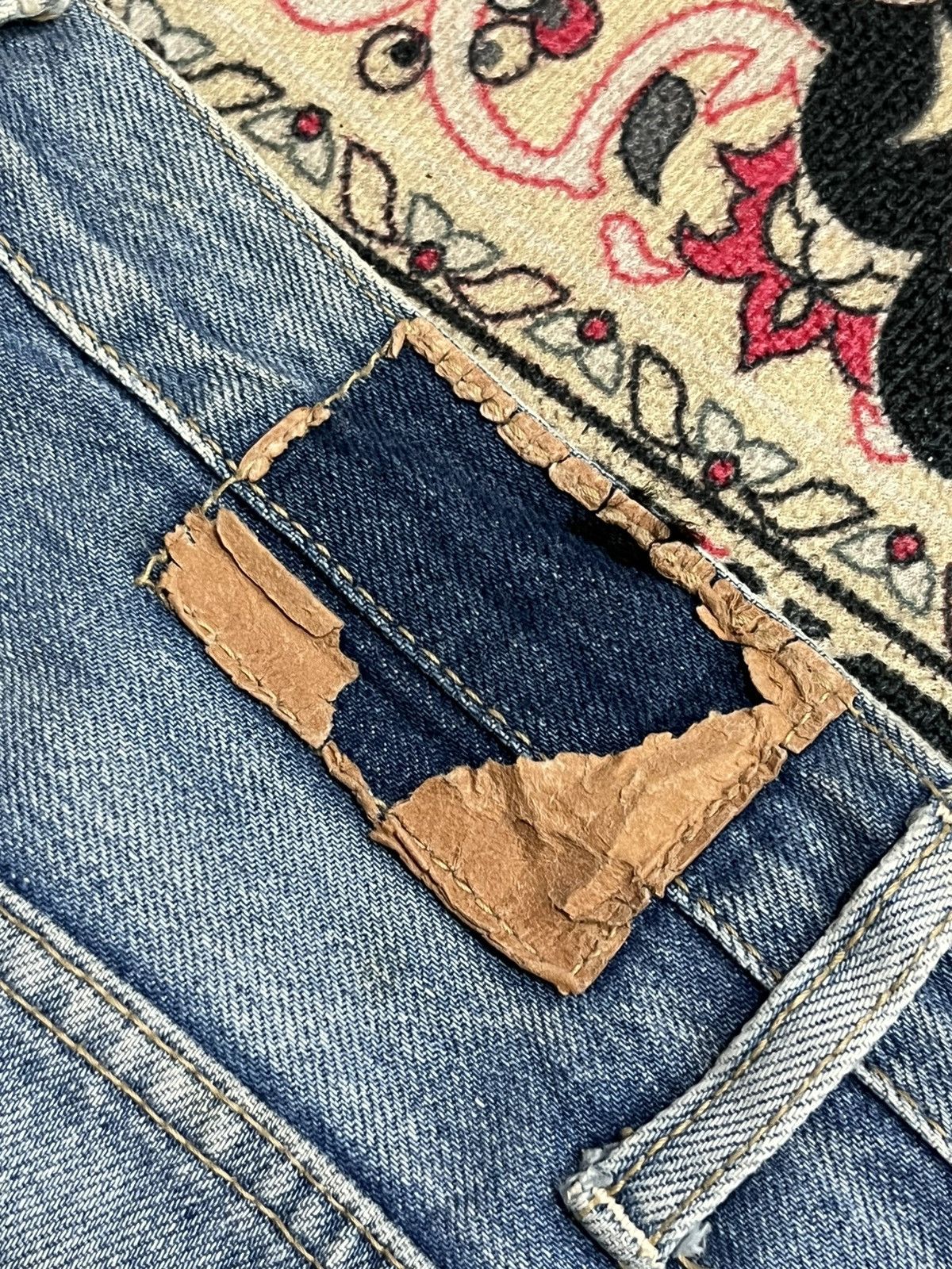 Vintage Vintage Unbranded Light Blue Faded Washed Ripped Flare Jeans Size US 29 - 7 Thumbnail