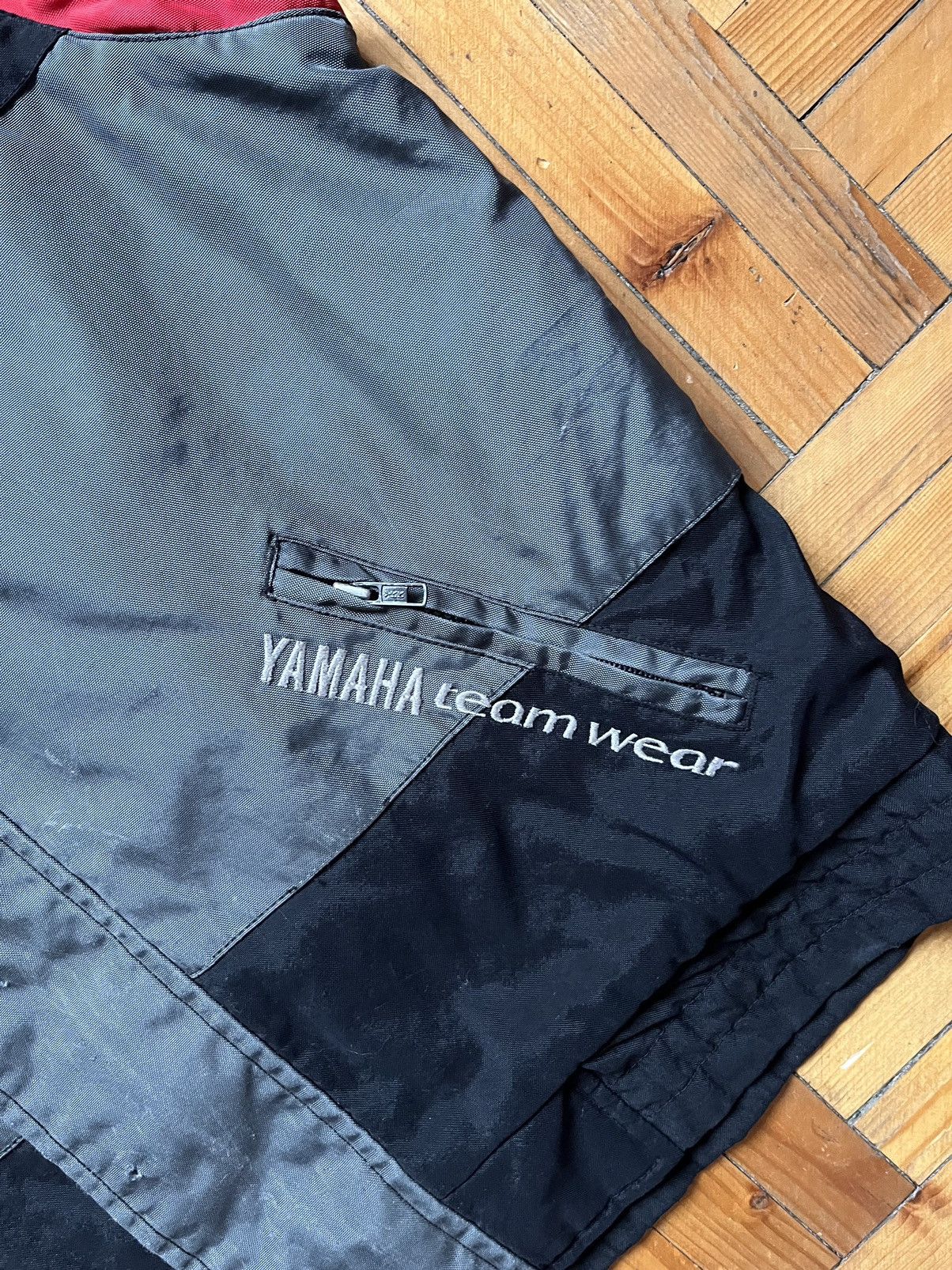 Vintage × Yamaha Vintage Yamaha Motorsport Racing Team Wear Vest Size US M / EU 48-50 / 2 - 7 Thumbnail