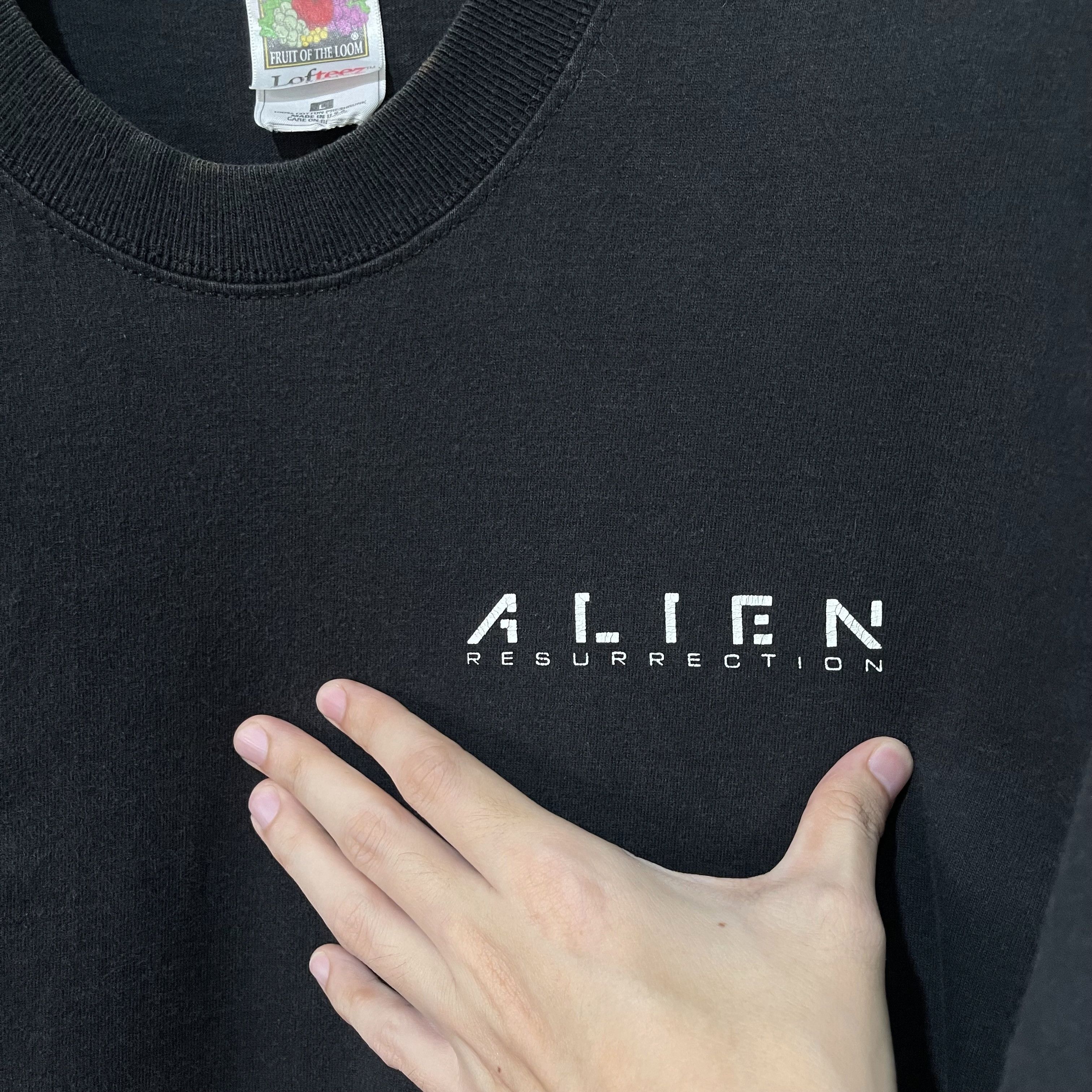 Vintage Vintage 90s Alien Resurrection Shirt Size US L / EU 52-54 / 3 - 4 Thumbnail