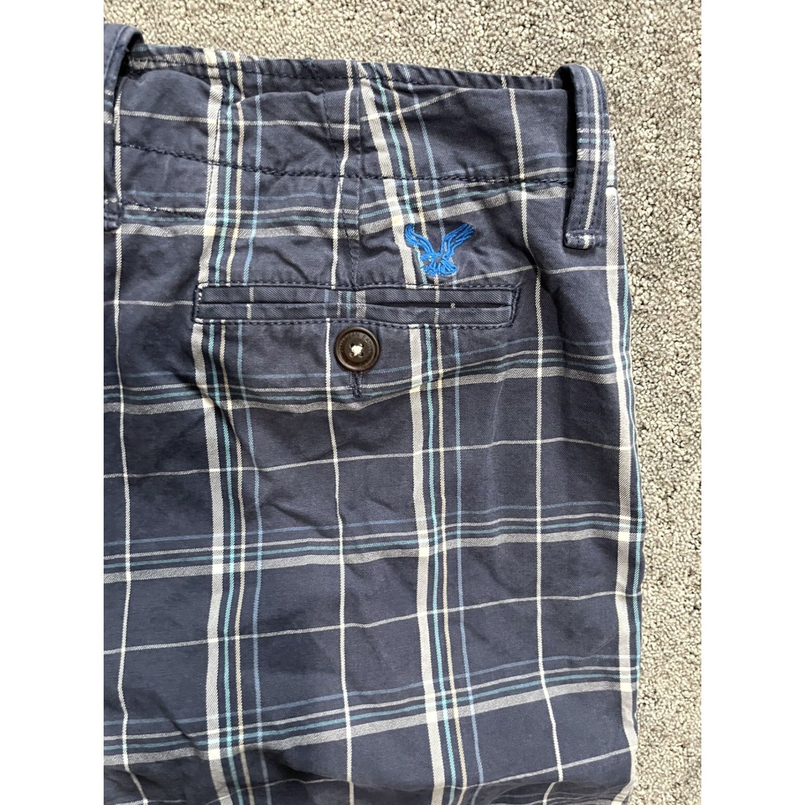 American Eagle Outfitters American Eagle Shorts Mens 31 Blue Plaid Bermuda Casual Outdoor 90s Size US 31 - 3 Thumbnail