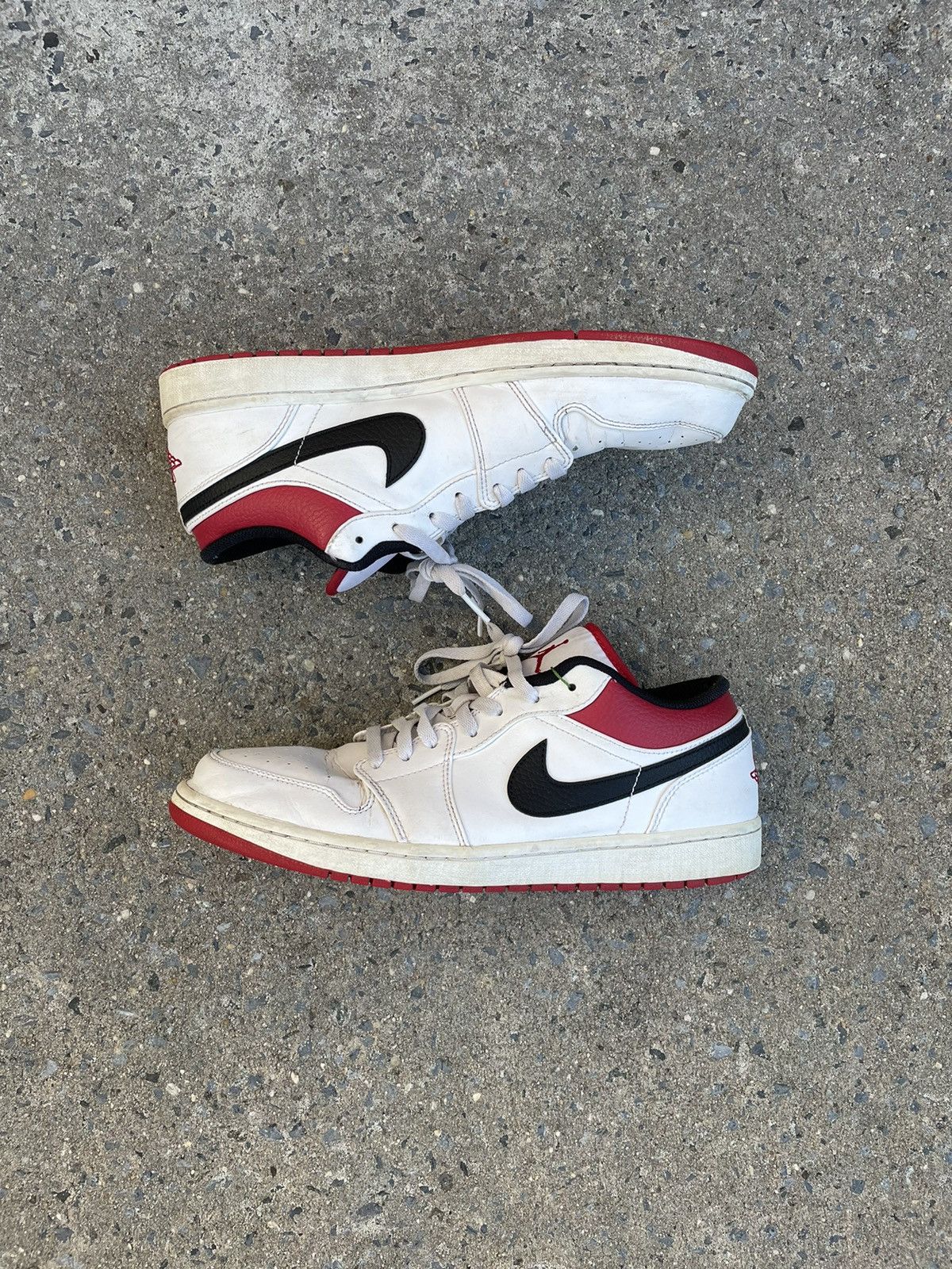 Jordan Brand Jordan 1 Low White University Red Black Size US 13 / EU 46 - 1 Thumbnail