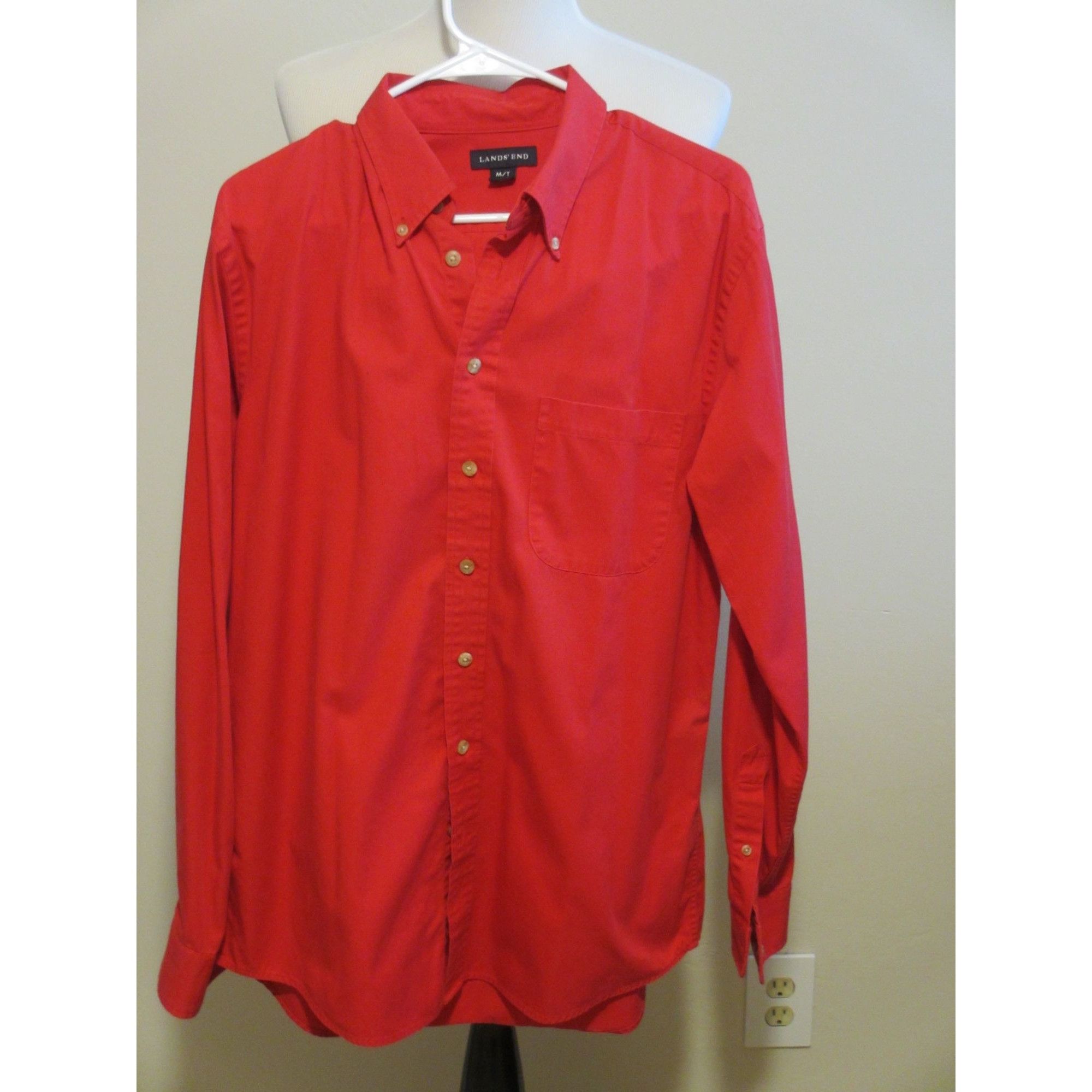 Lands' End Lands End Mens Red Button-Down Shirt M/T 15-15.5 Cotton Long Size US M / EU 48-50 / 2 - 1 Thumbnail
