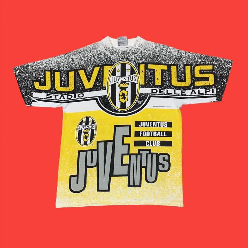 image of Fifa World Cup x Vintage Juventus F.c in Yellow, Men's (Size Medium)