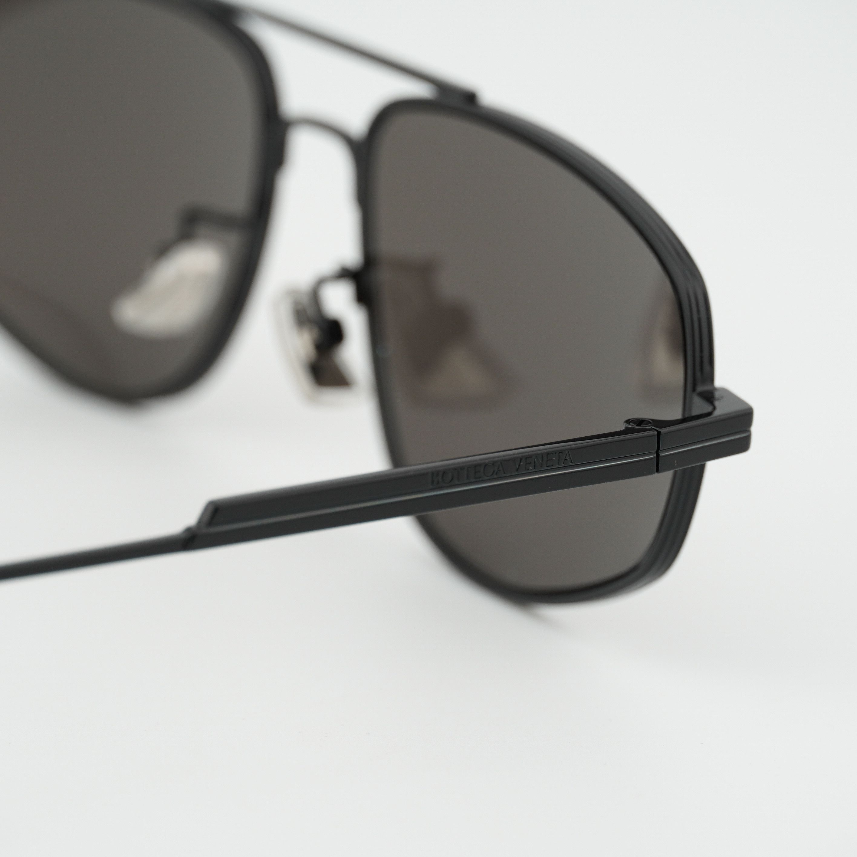 Bottega Veneta Bottega Veneta BV1125S 001 Sunglasses Black Aviator Frame Size ONE SIZE - 10 Thumbnail