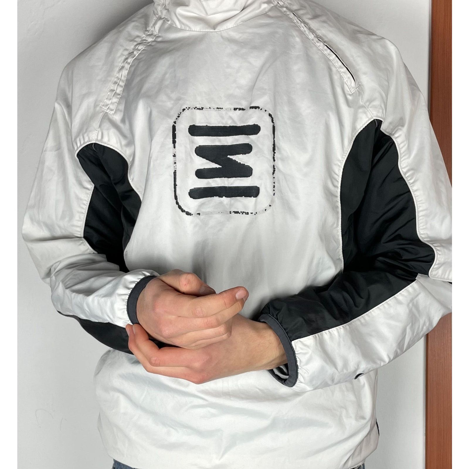 Nike × Vintage Nike Shox Men's White Outdoor Full Zip Windbreaker Jacket S Size US S / EU 44-46 / 1 - 2 Thumbnail
