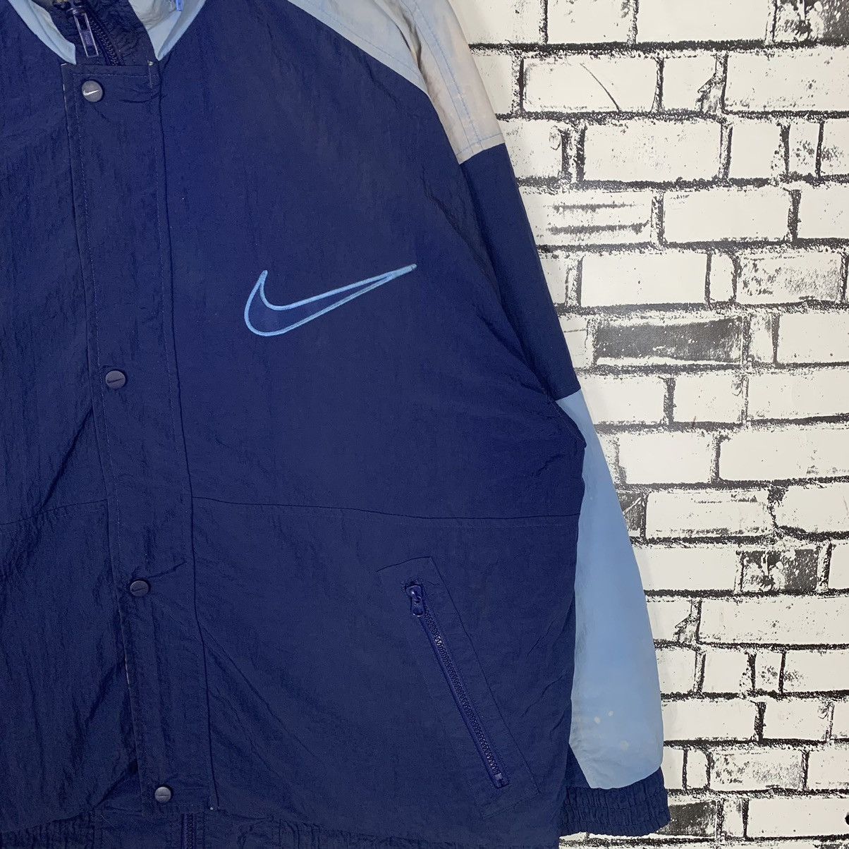 Vintage Vintage Sportwear Nike Windbreaker Jacket Size US XL / EU 56 / 4 - 6 Thumbnail