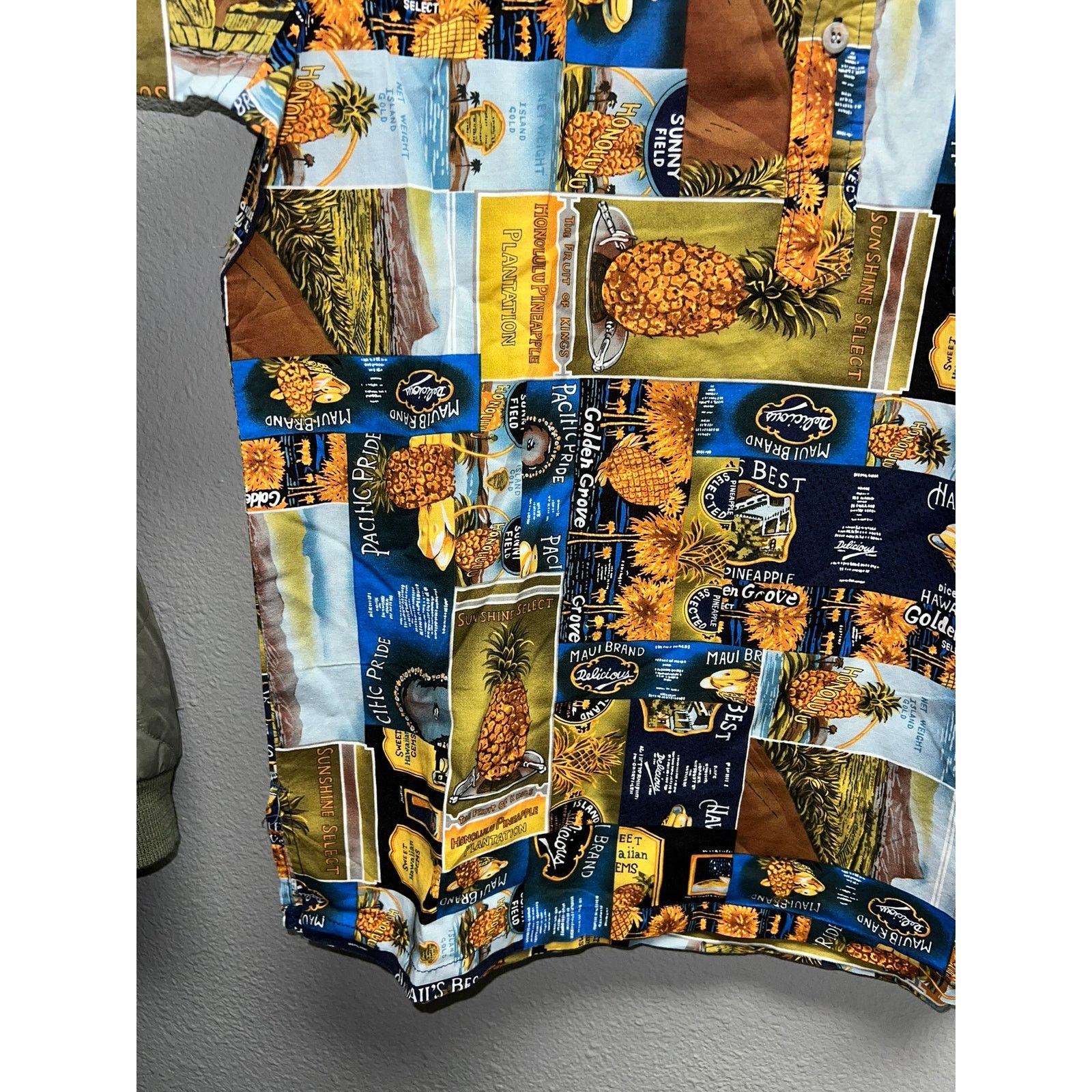 Vintage Vintage Pineapple Shirt Riggers Hawaiian 1/2 Button VTG XL Size US XL / EU 56 / 4 - 6 Thumbnail