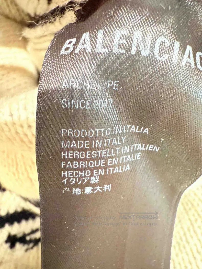 Balenciaga Balenciaga Black knit cardigan sweater with full print log Size US XS / EU 42 / 0 - 5 Thumbnail