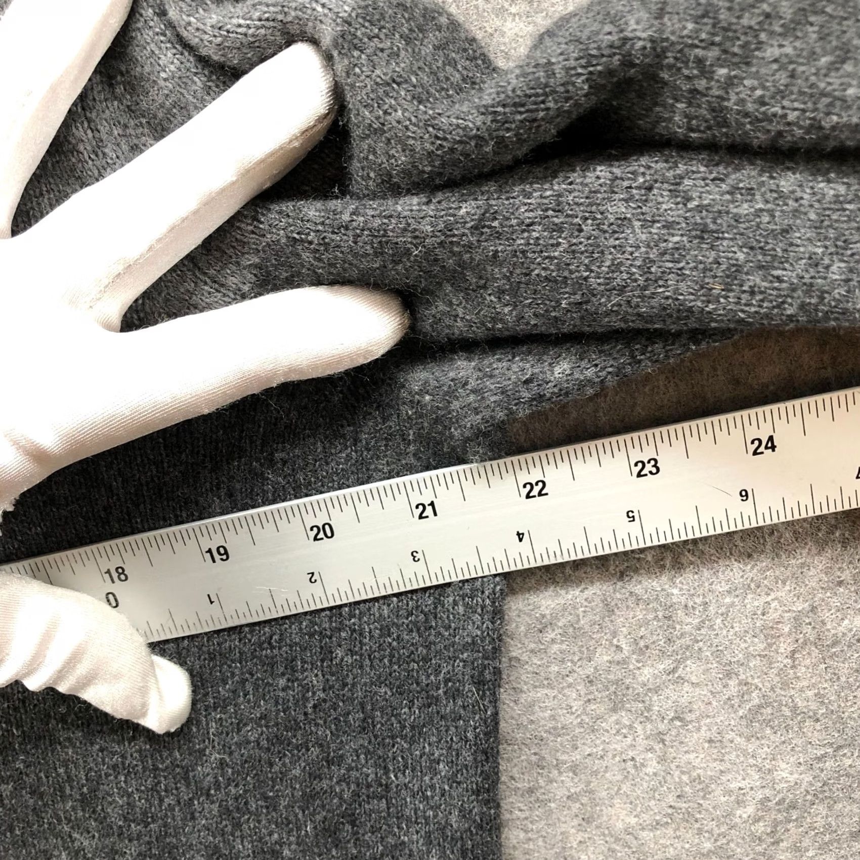Banana Republic Banana Republic Merino Wool Blend Sweater Mens L Gray Crewneck Colorblock Knit Pullover Size US L / EU 52-54 / 3 - 7 Thumbnail