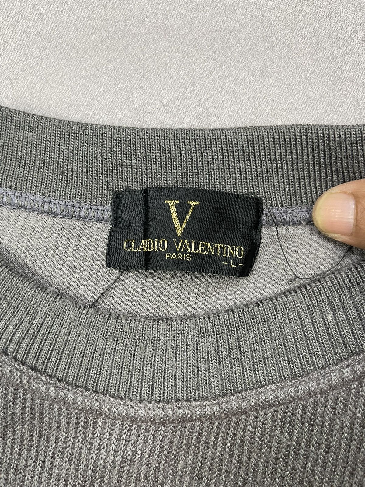 Vintage Claudio Valentino Paris Diamond Embroidery Sweater