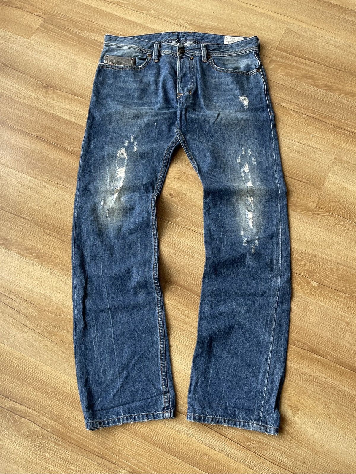 Diesel 90s Diesel Distressed Denim Jeans Y2K Grunge Straight Fit Size US 34 / EU 50 - 2 Thumbnail