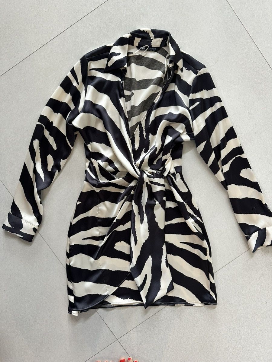 Zara ZARA Black and White Zebra Print Wrap Dress Size S / US 4 / IT 40 - 5 Thumbnail