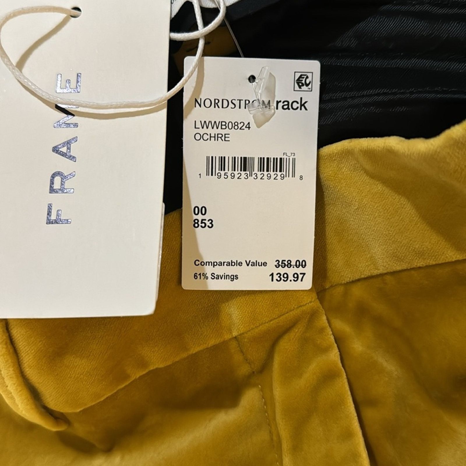 Frame Frame Le Crop Mini Boot Velveteen Trouser - Mustard Size 00 Size 24" / US 00 / IT 34 - 6 Thumbnail