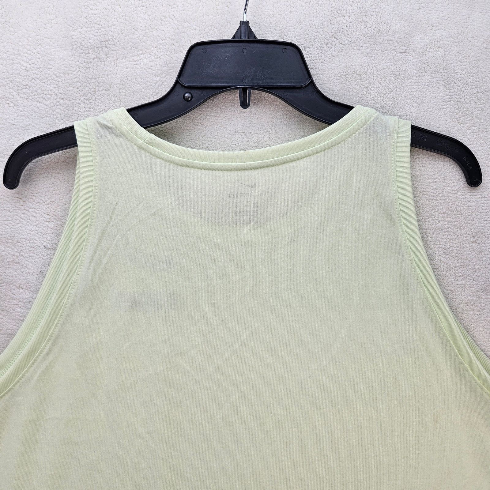 Nike NIKE WOMEN'S XXL LIGHT GREEN DRI-FIT TRANING TANK NWT Size XXL / US 16-18 / IT 52-54 - 7 Thumbnail