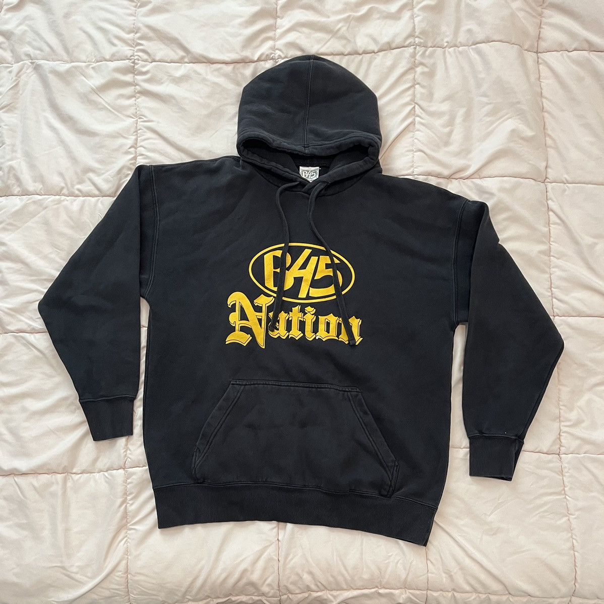 Vintage Black and yellow graphic hoodie by B45 Size US L / EU 52-54 / 3 - 1 Thumbnail