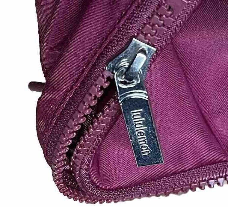 Lululemon Lululemon Everywhere Belt Bag Dark Maroon Red LU9B11S Size ONE SIZE - 9 Thumbnail